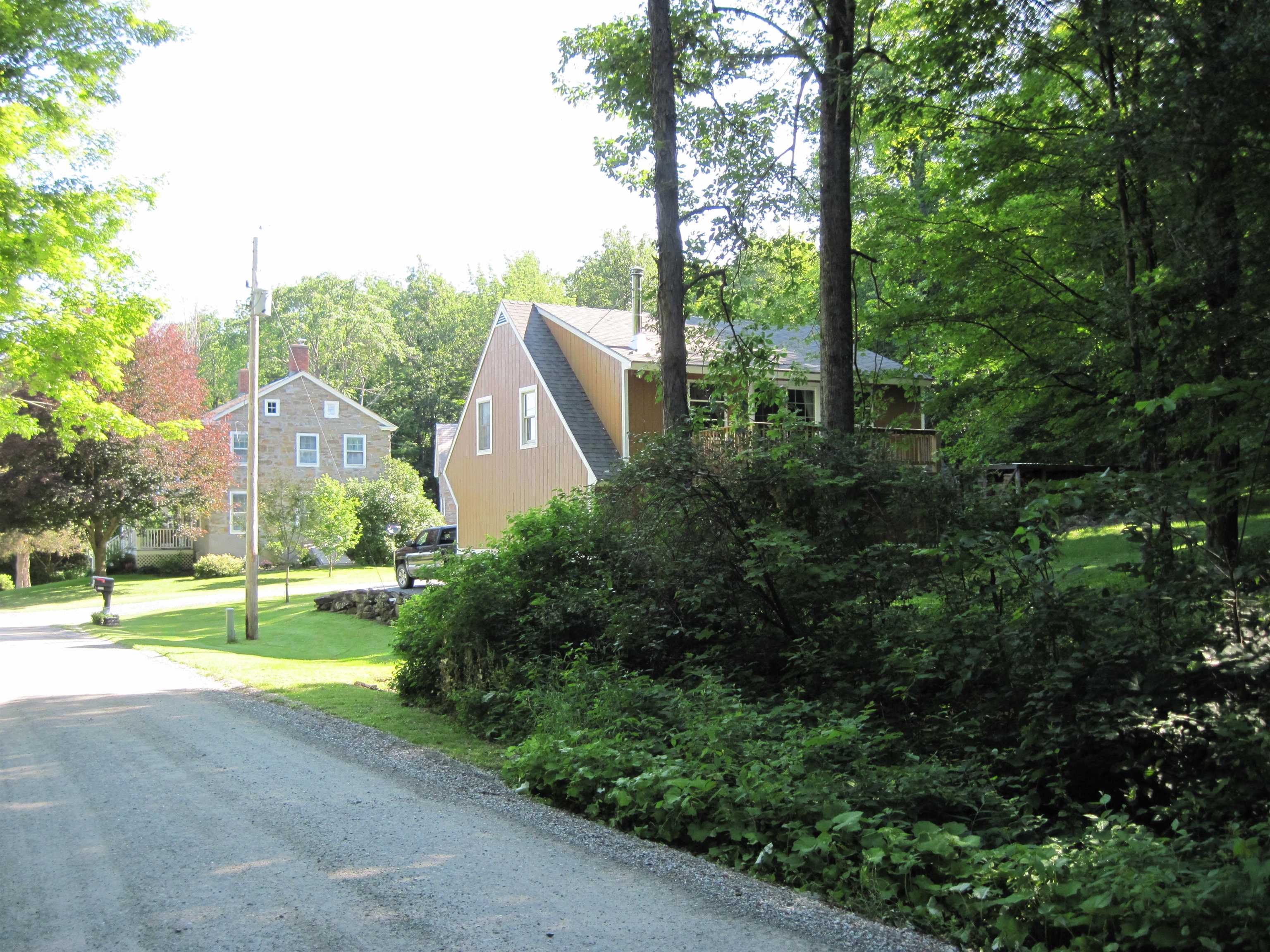 1665 Frazier Hill Road Property Photo 3