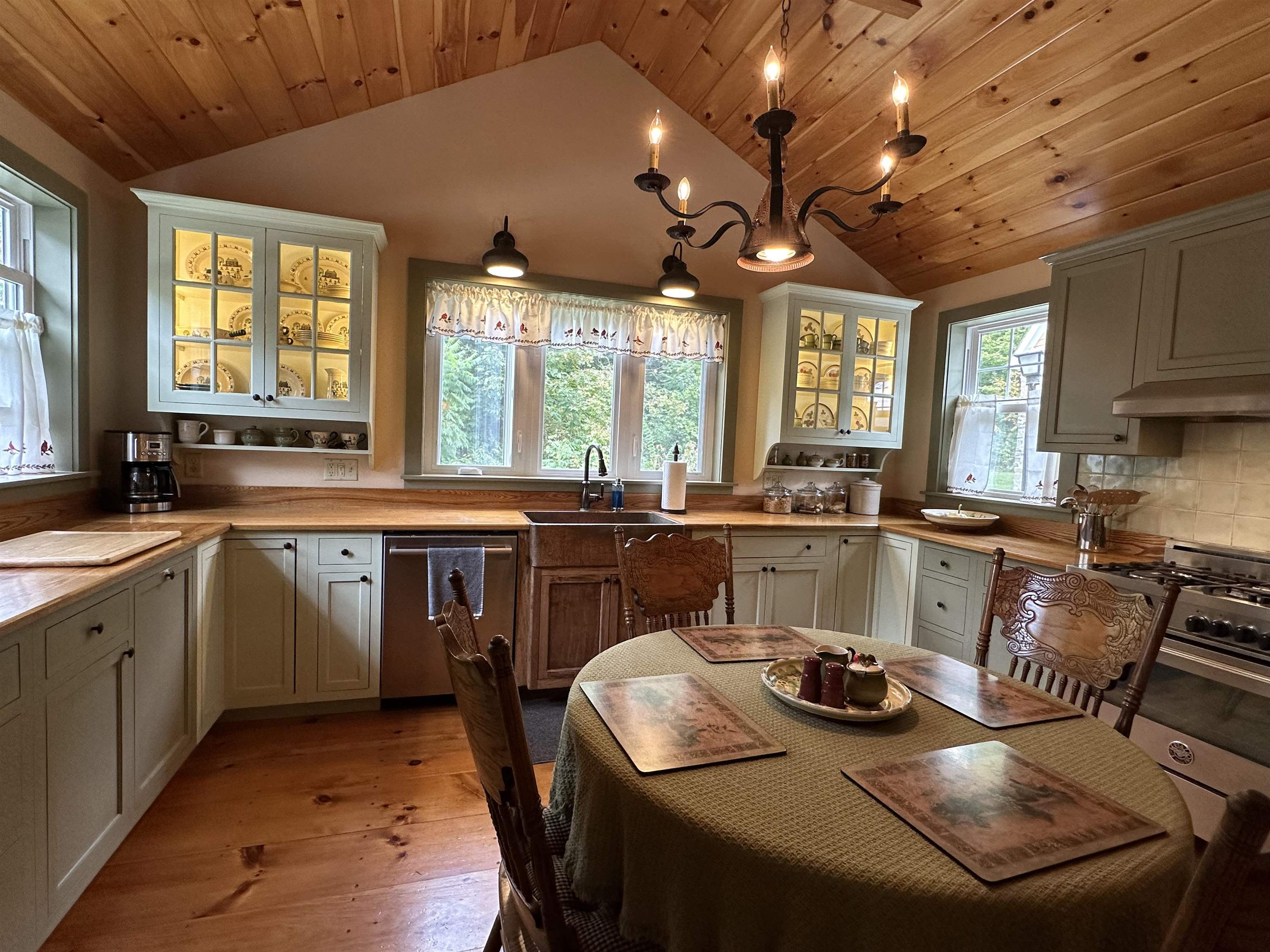 1665 Frazier Hill Road Property Photo 12