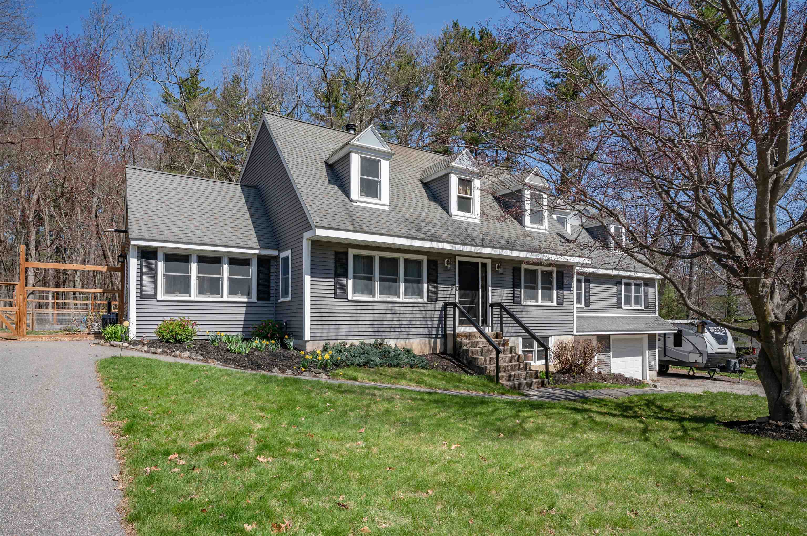 43 Academy Avenue Property Photo 1