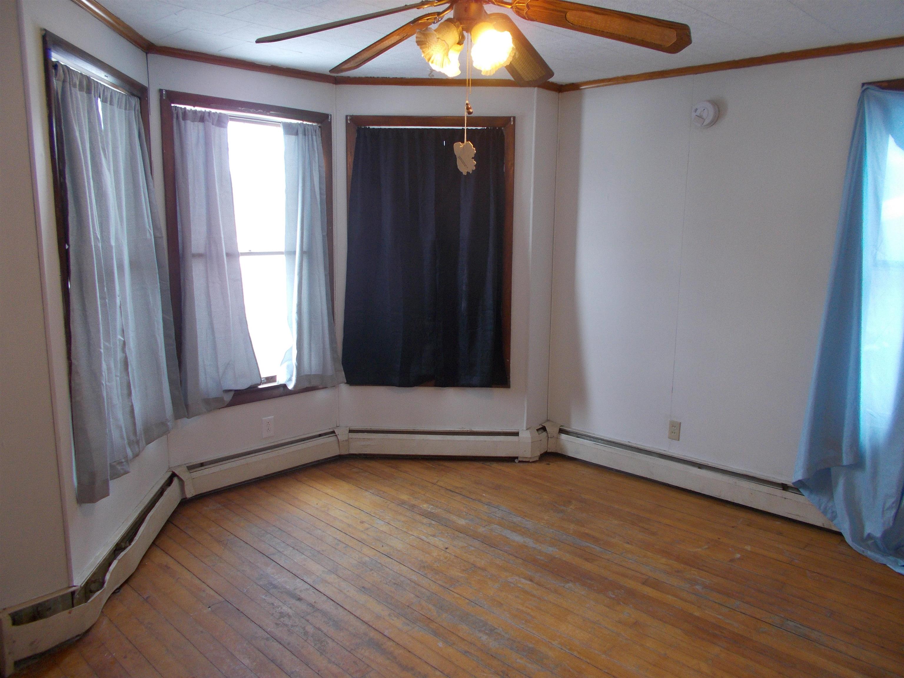 518 Burgess Street Property Photo 2