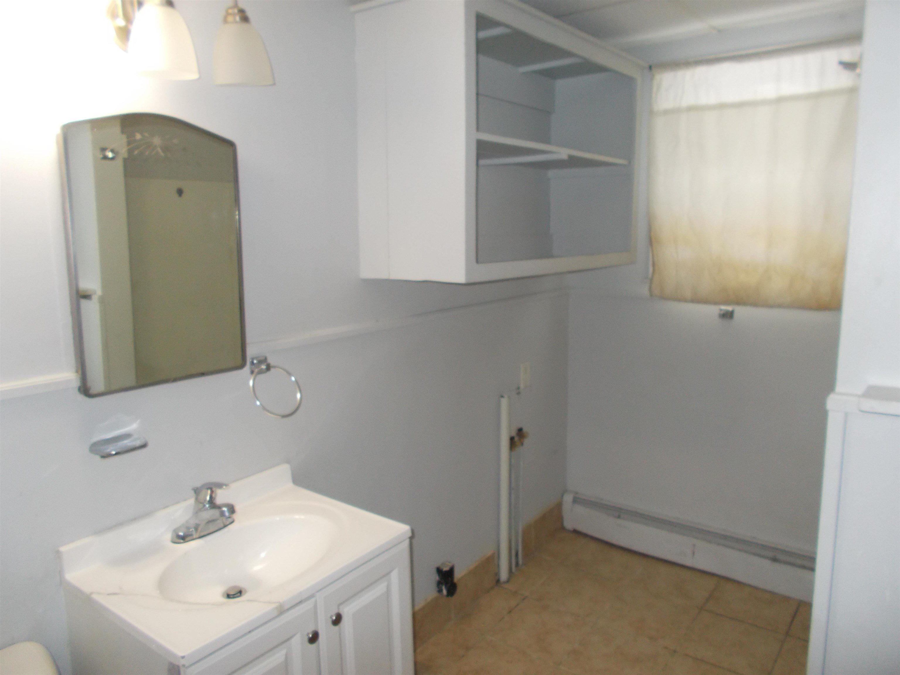 518 Burgess Street Property Photo 7