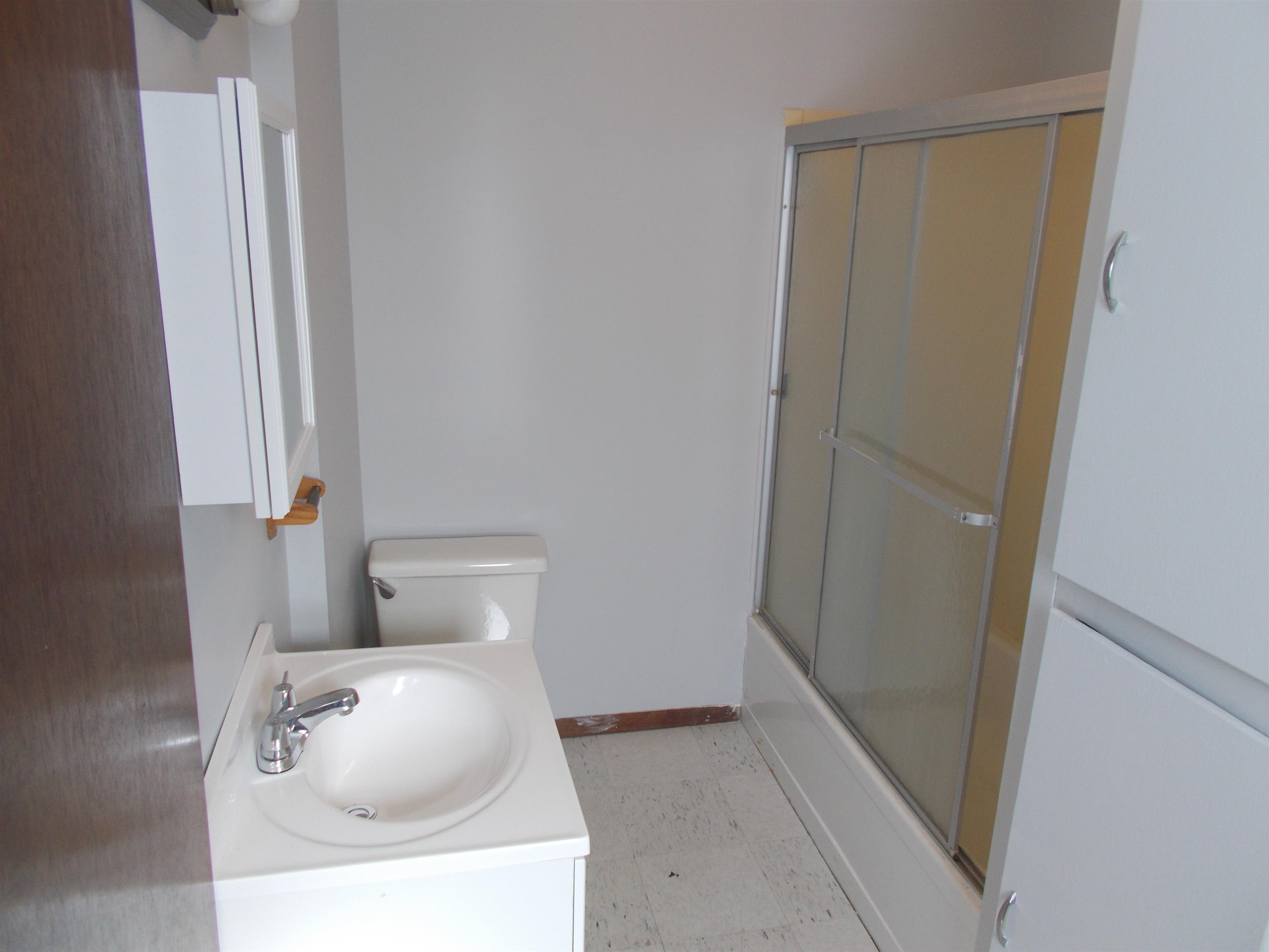 518 Burgess Street Property Photo 13
