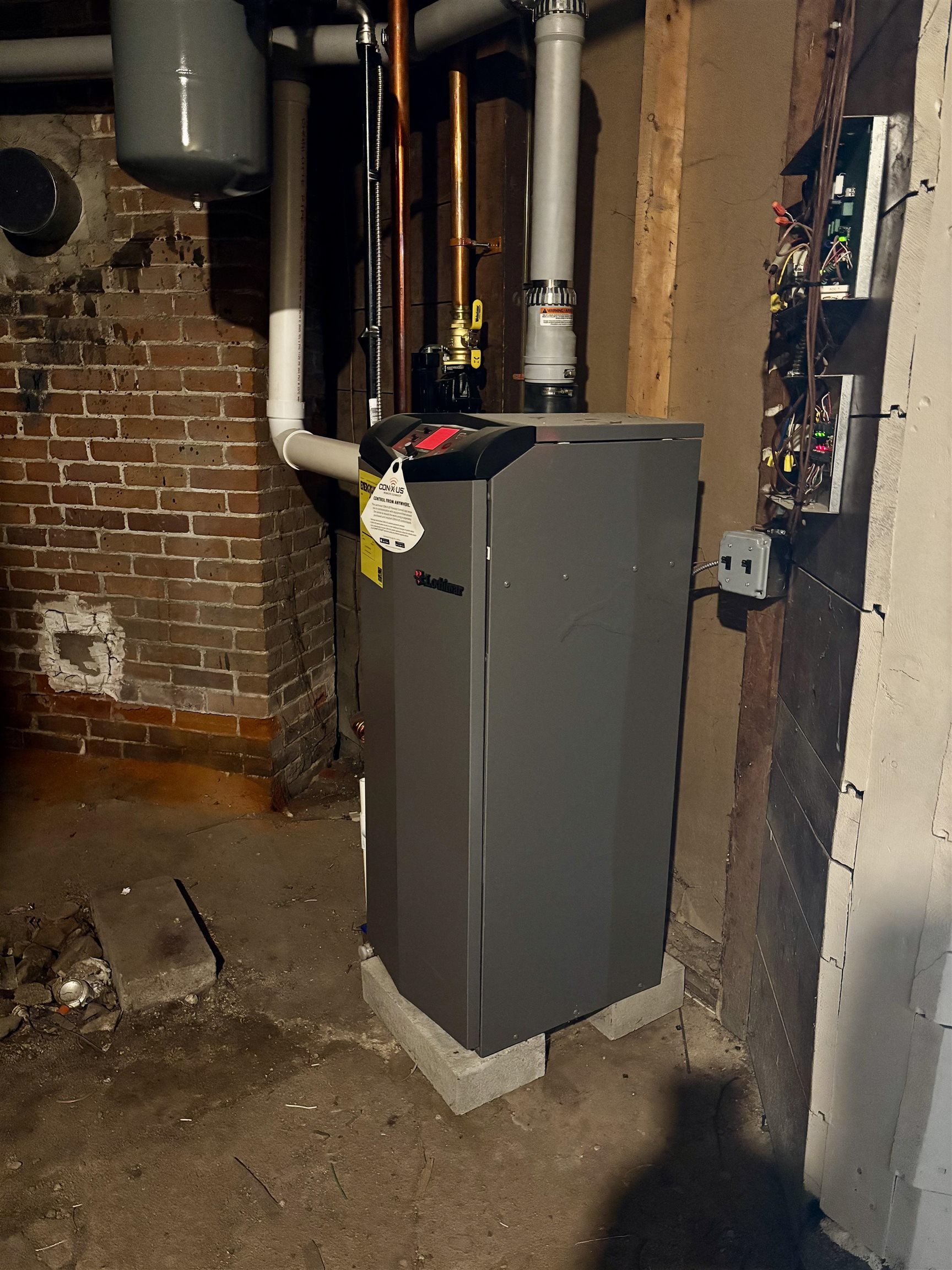 16-18 Cushing Street Property Photo 15