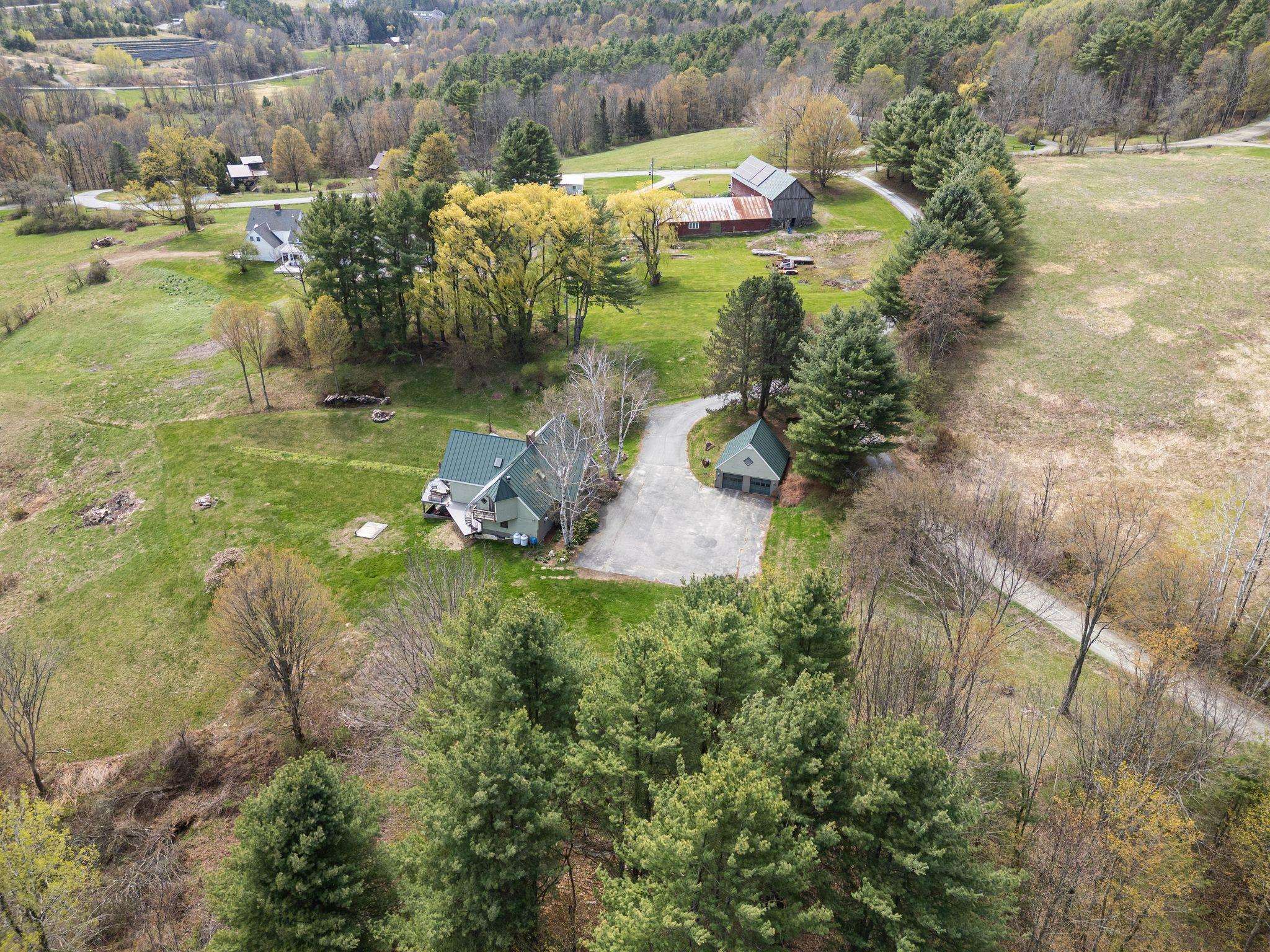 84 Old Barn Lane Property Photo 8