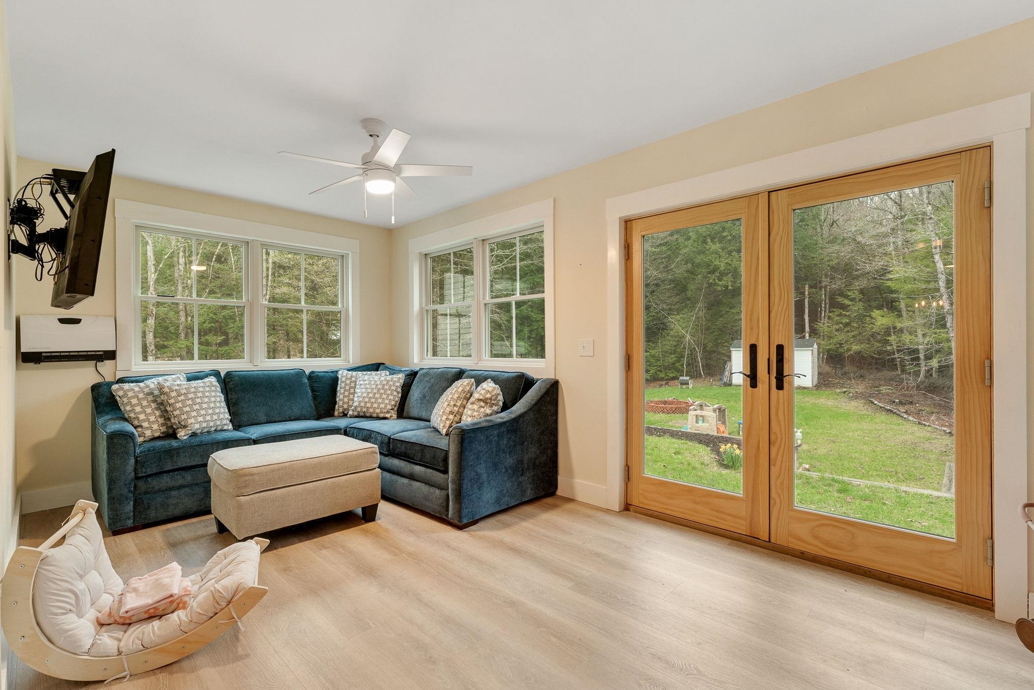 163 E Countryside Road Property Photo 22