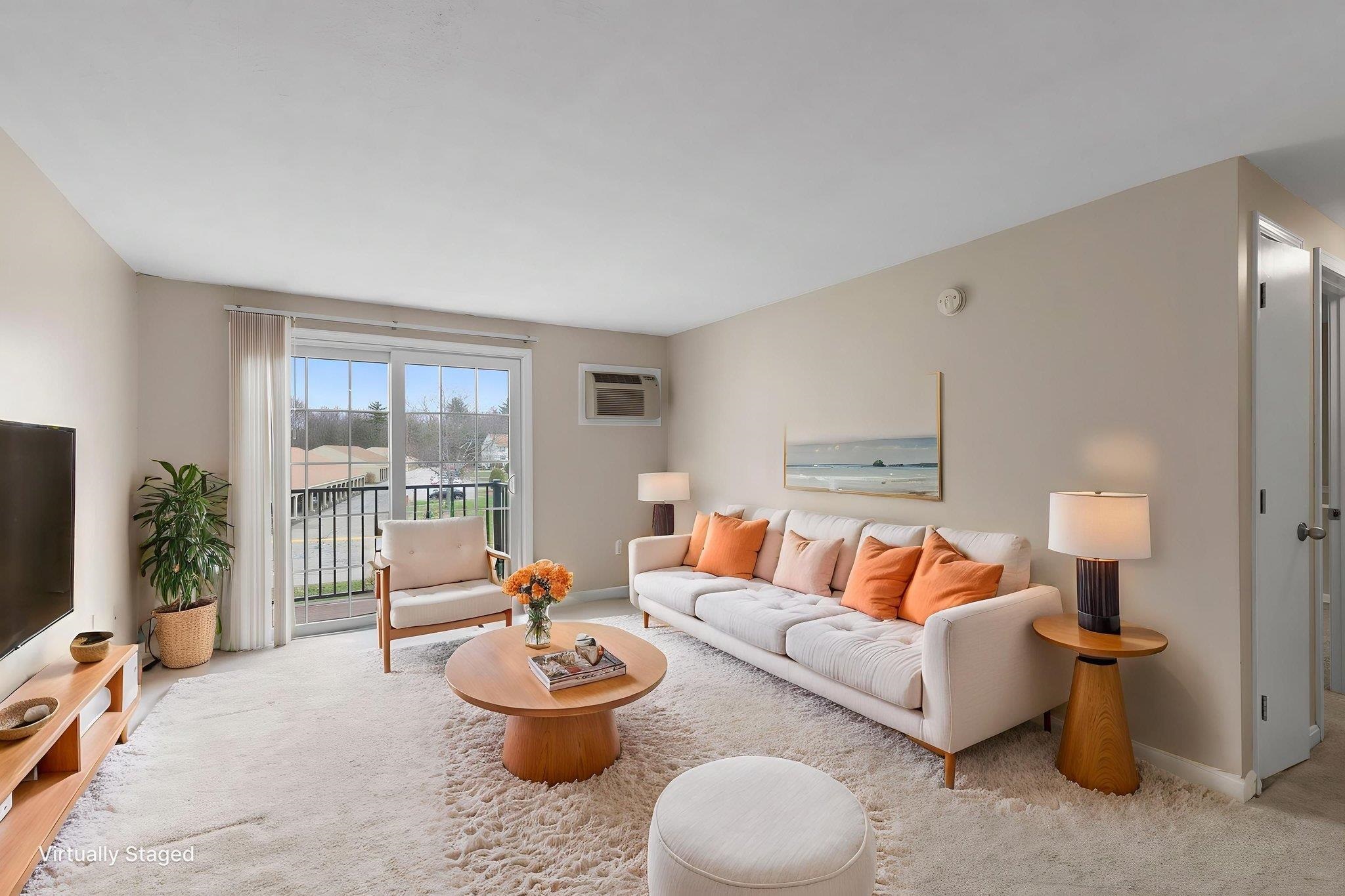 209 White Cedar Boulevard Property Photo 3