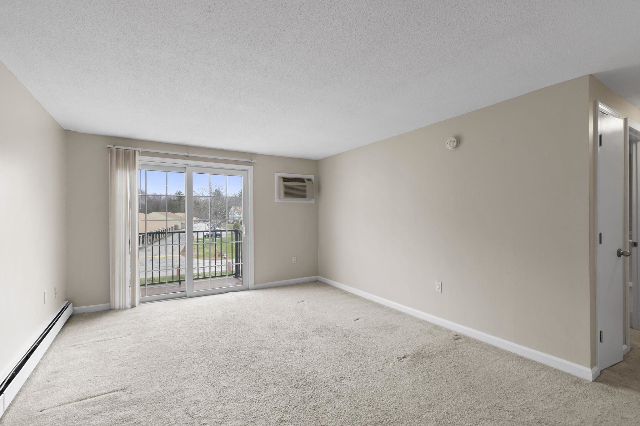 209 White Cedar Boulevard Property Photo 5
