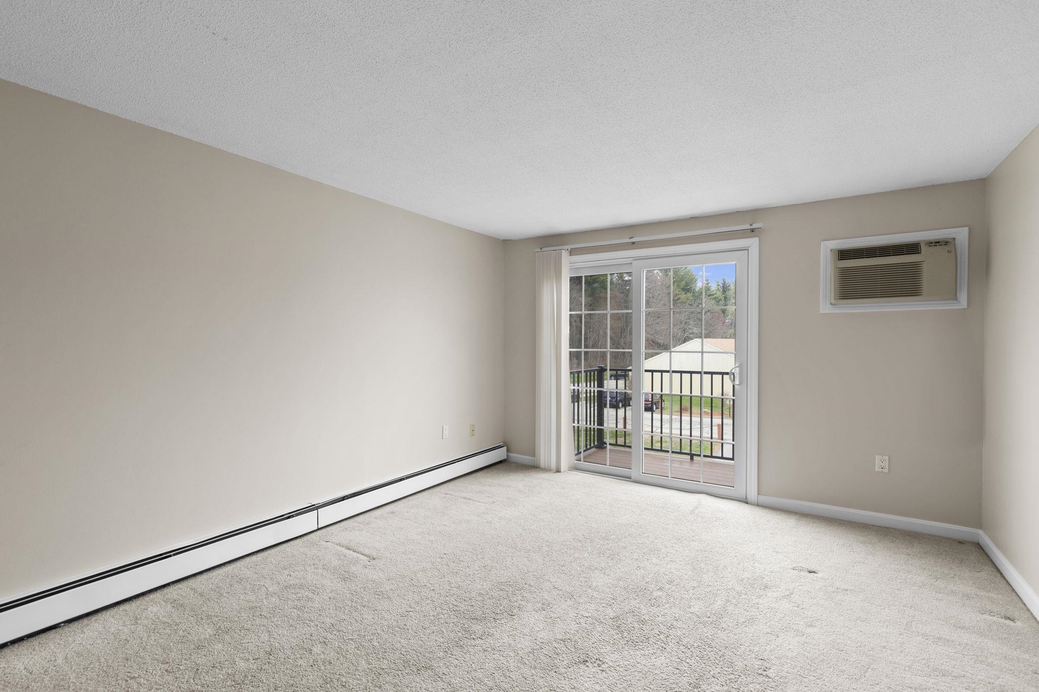 209 White Cedar Boulevard Property Photo 6