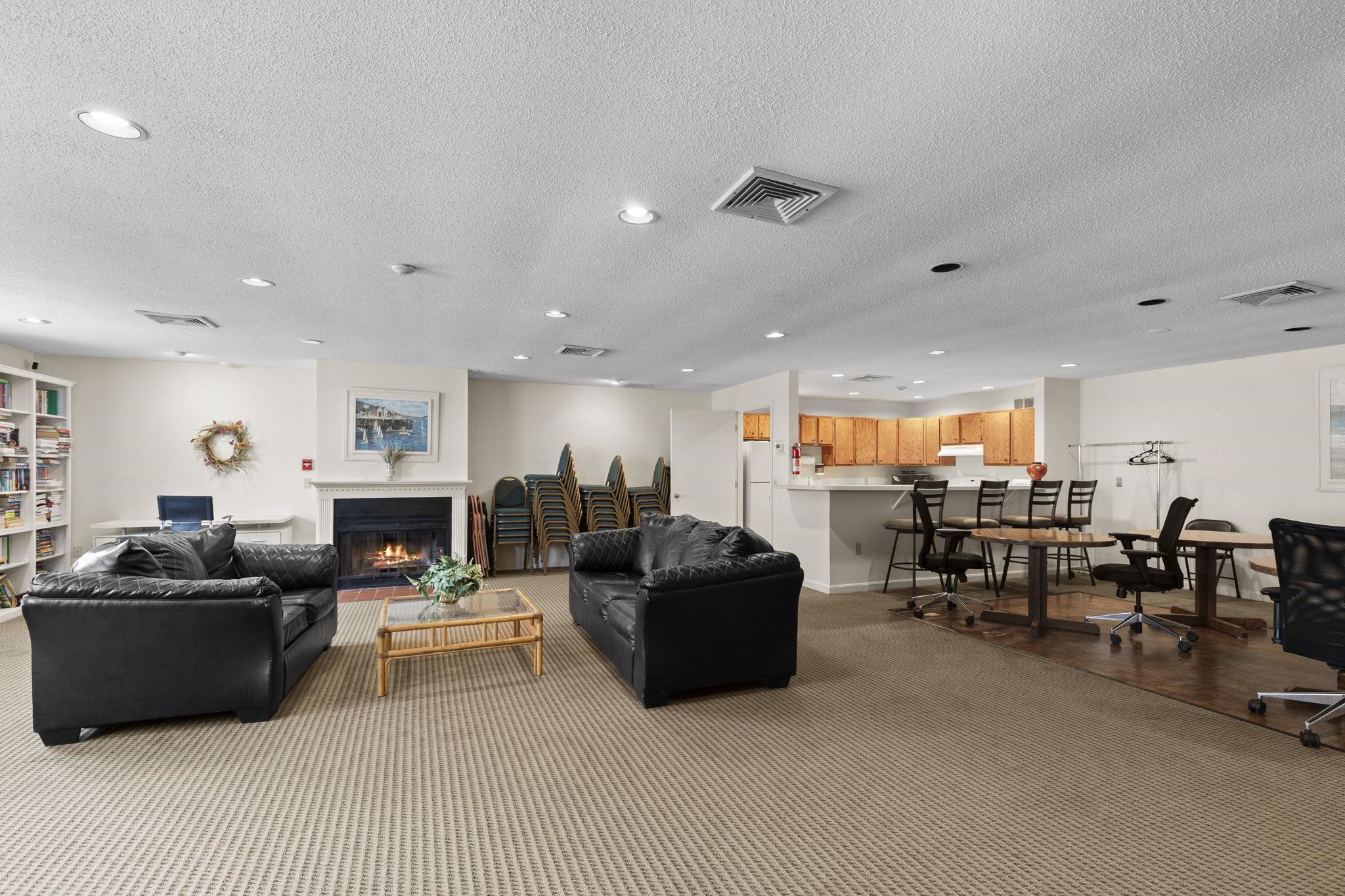 209 White Cedar Boulevard Property Photo 27