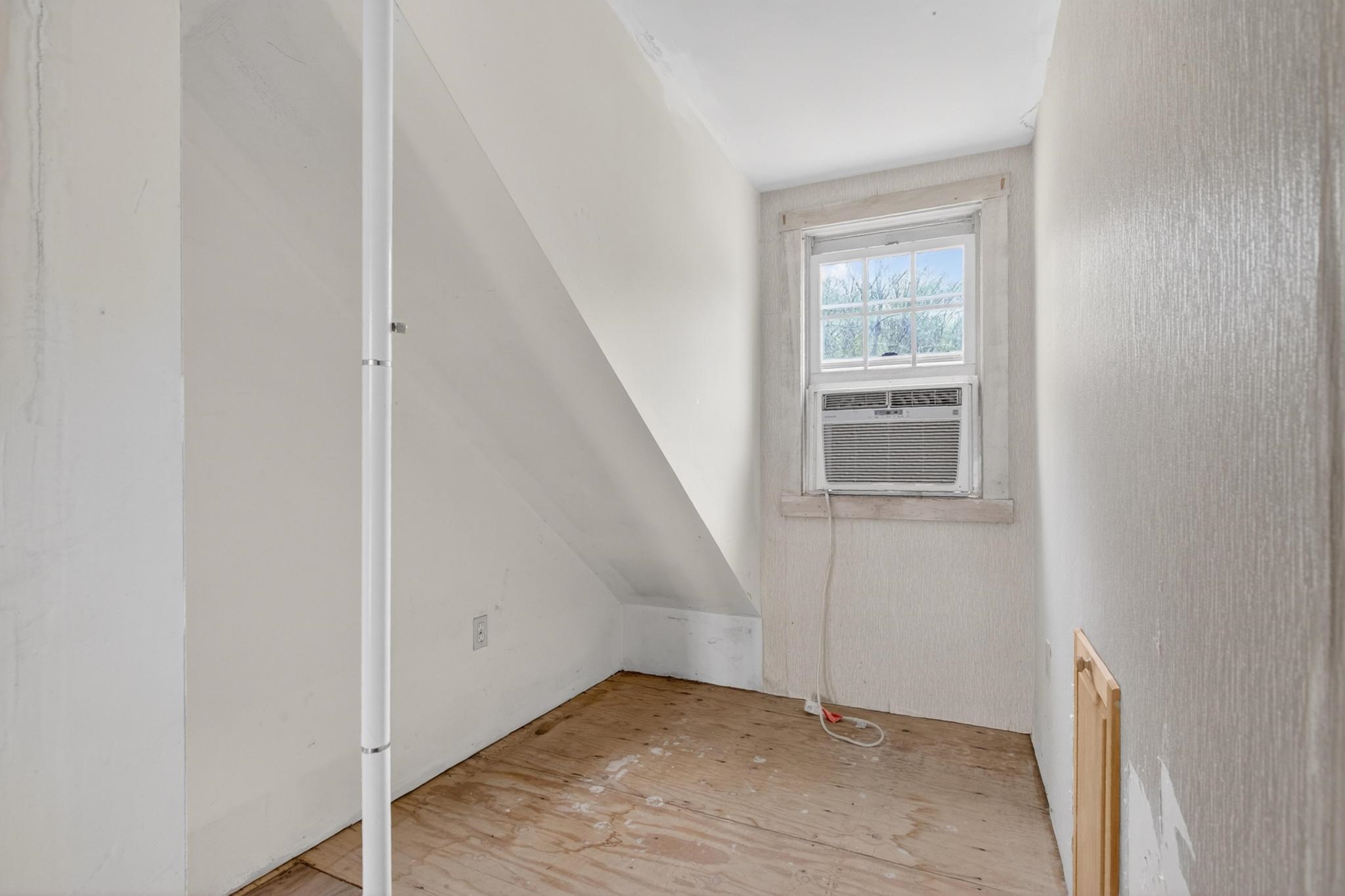 338 N Main Street Property Photo 26
