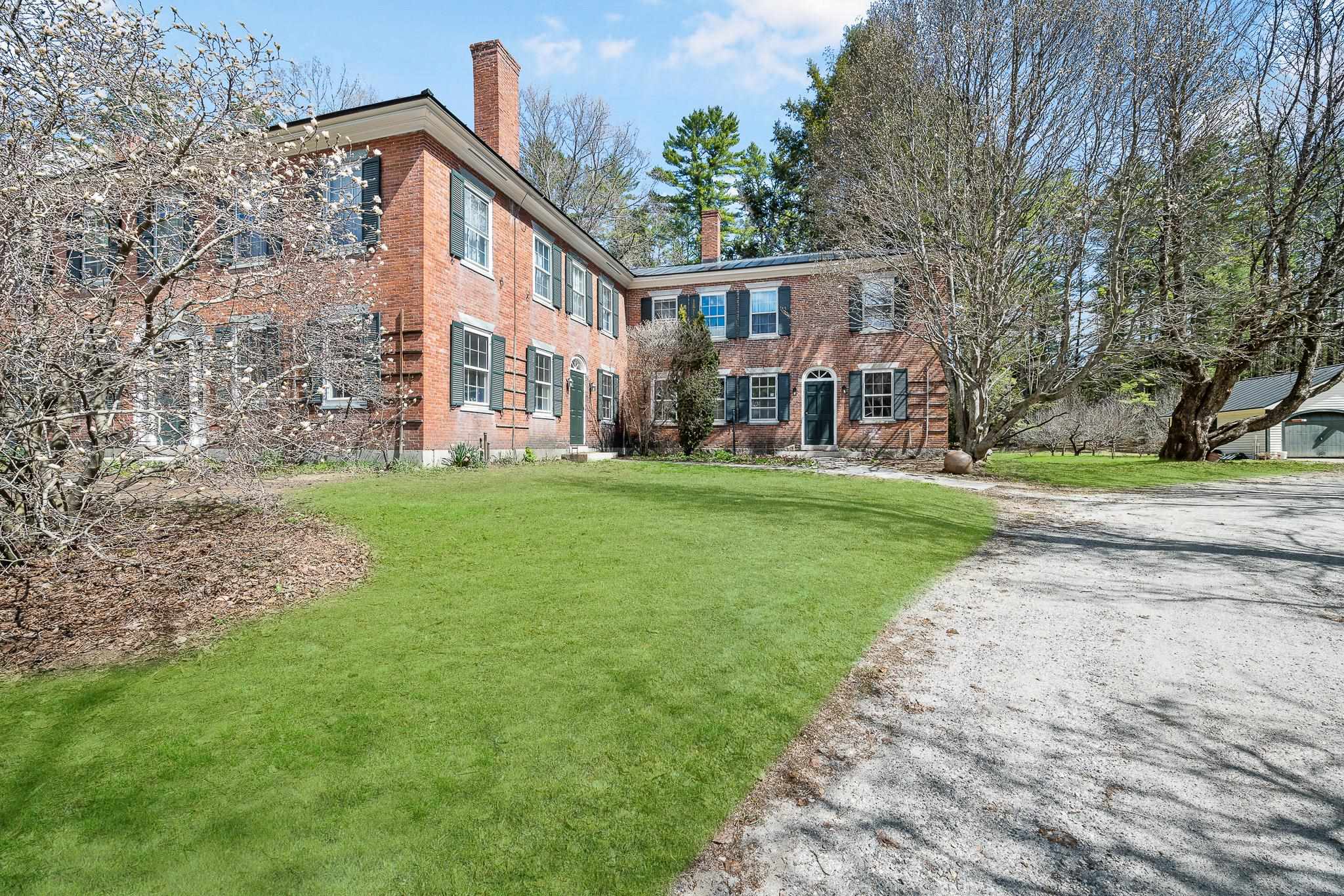 860 Nh Route 175 Property Photo 3
