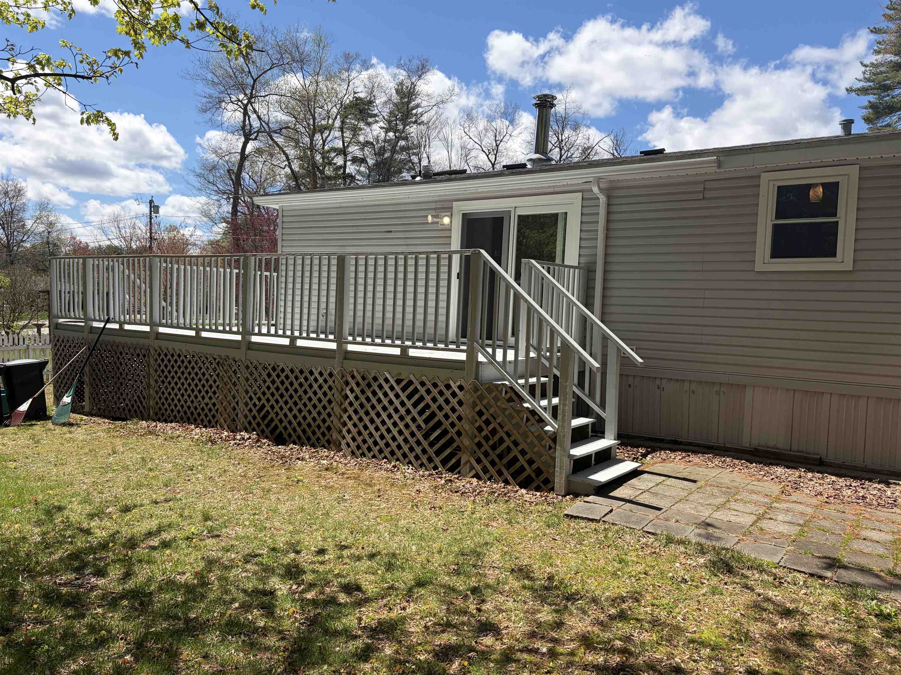 10 Eric Avenue Property Photo 3