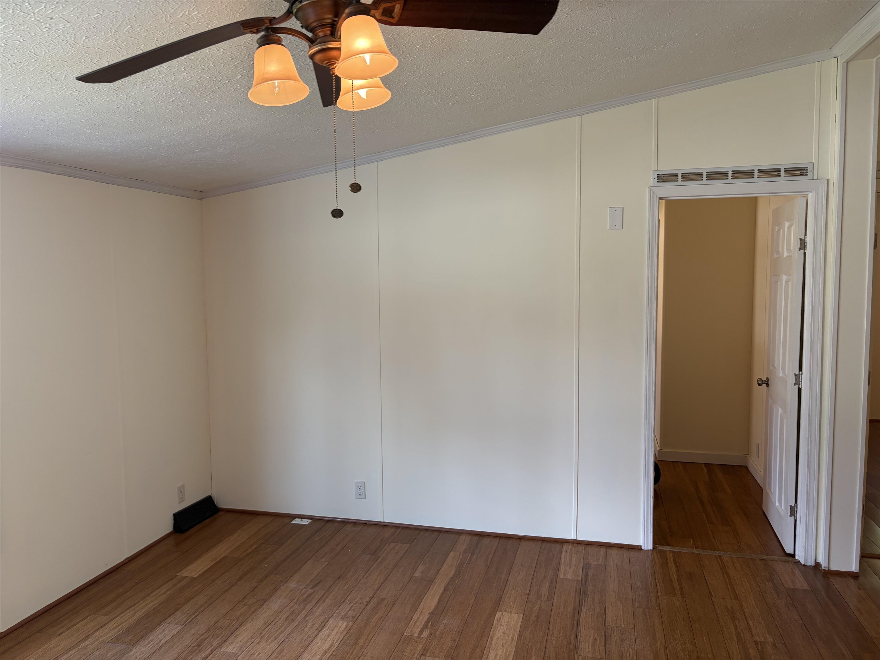 10 Eric Avenue Property Photo 9
