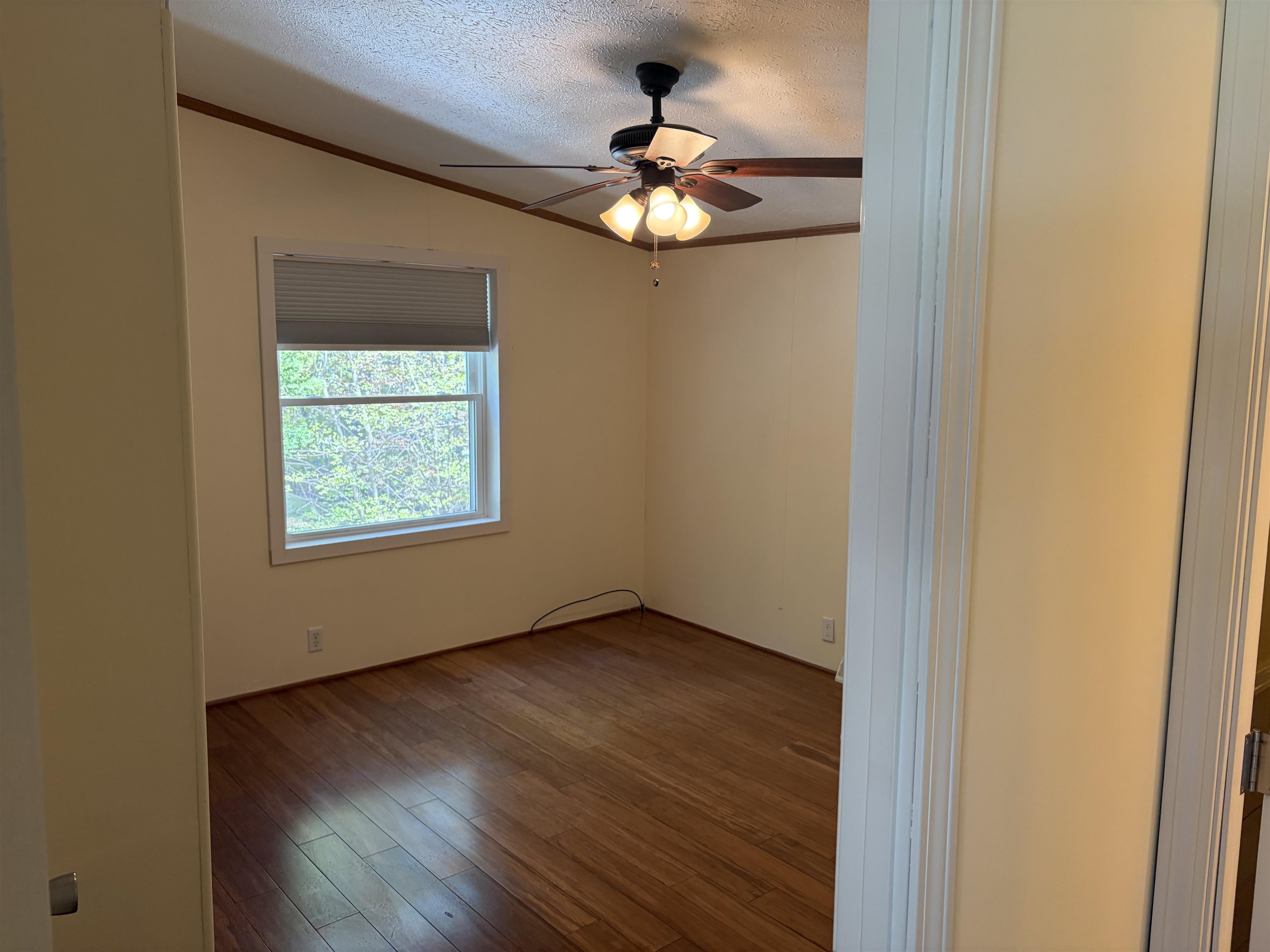 10 Eric Avenue Property Photo 15