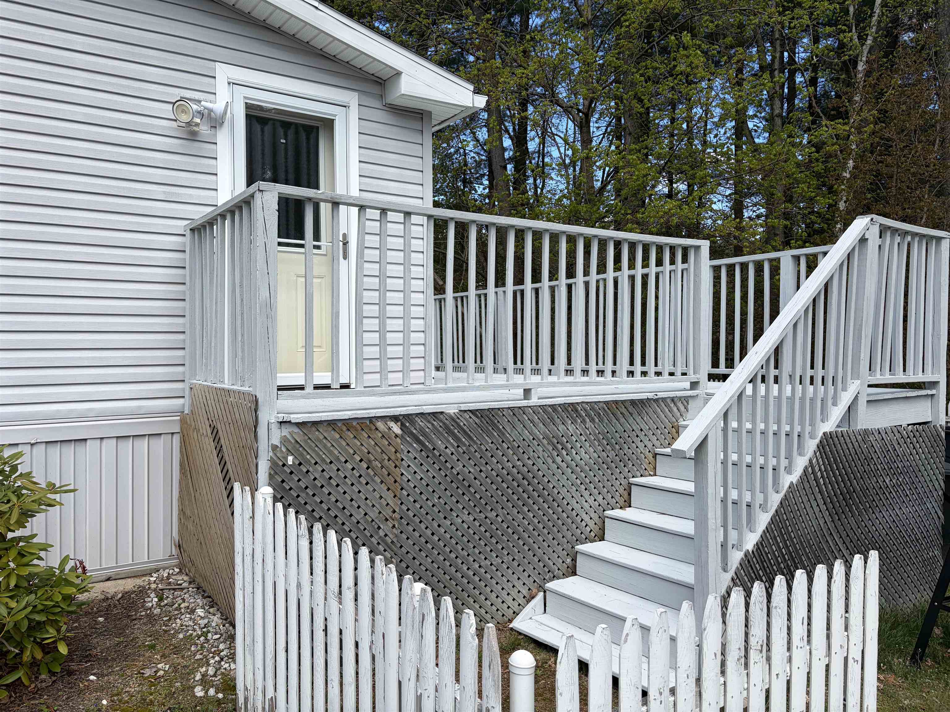 10 Eric Avenue Property Photo 19