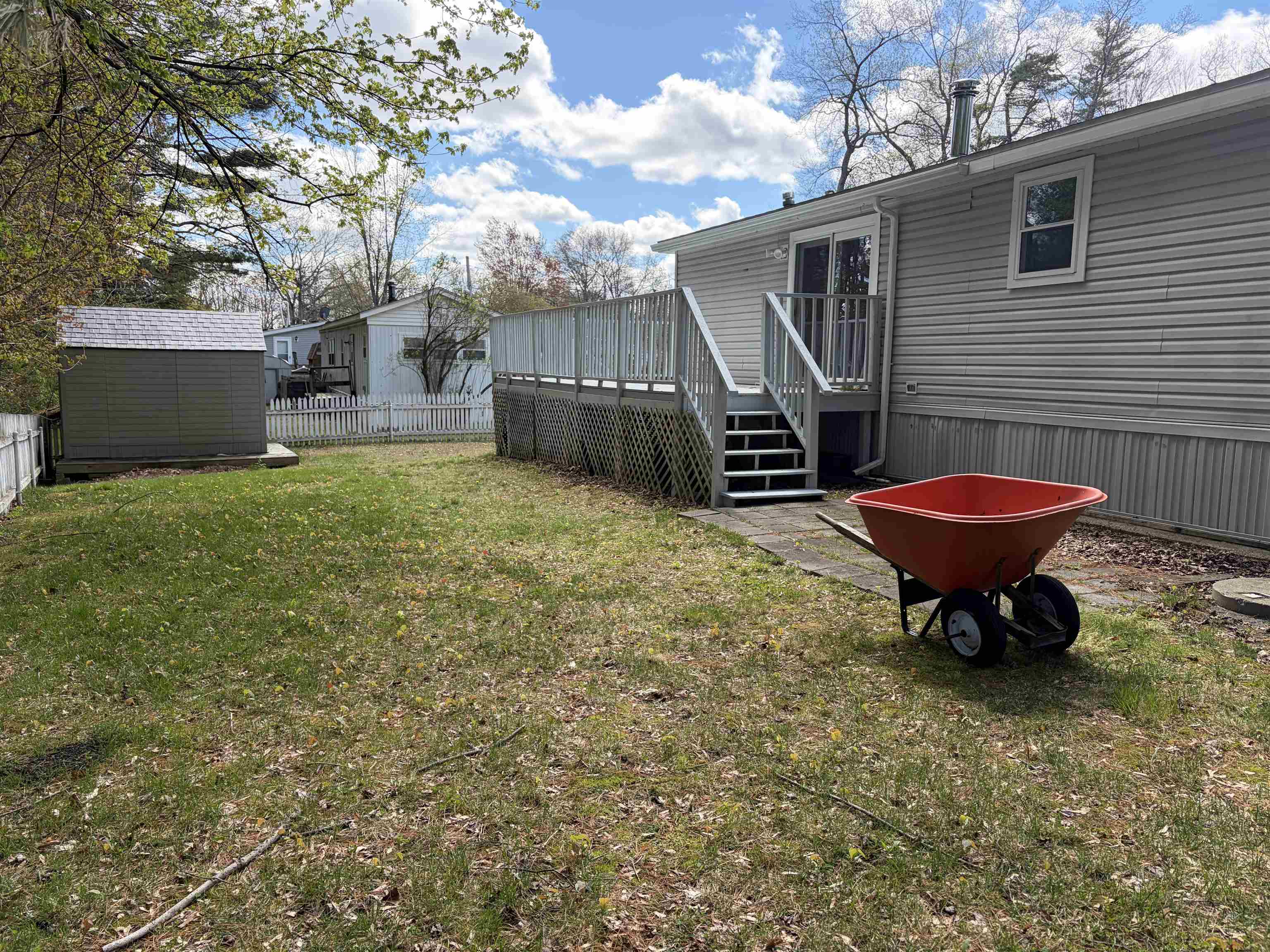 10 Eric Avenue Property Photo 21