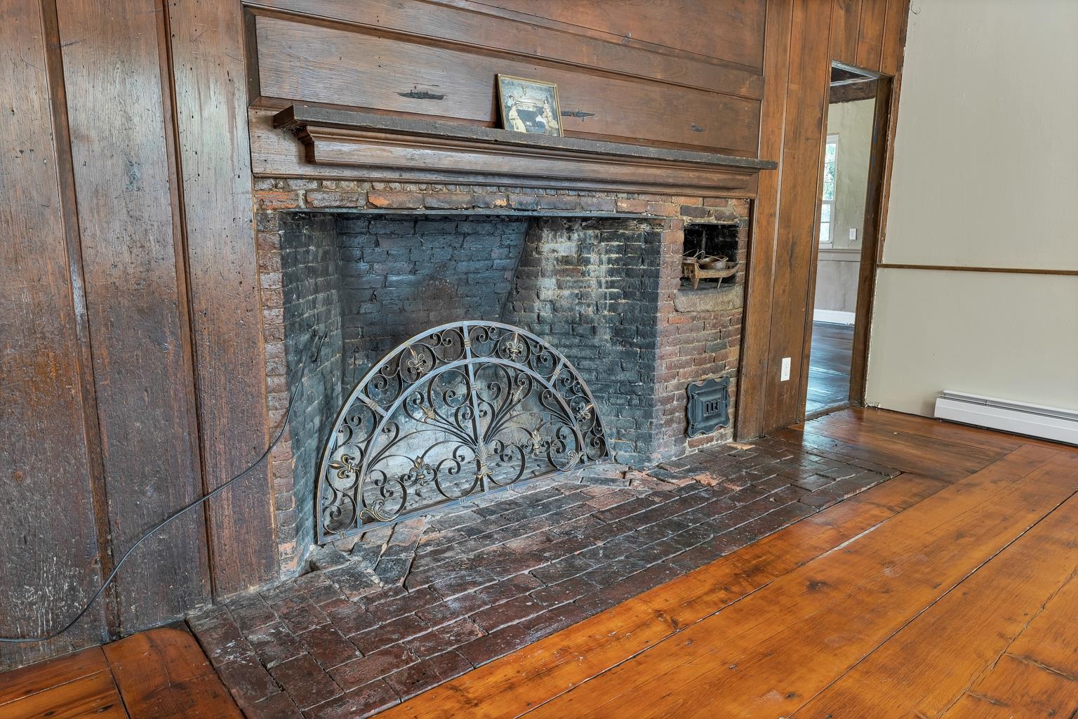 42 Gilford Avenue Property Photo 10