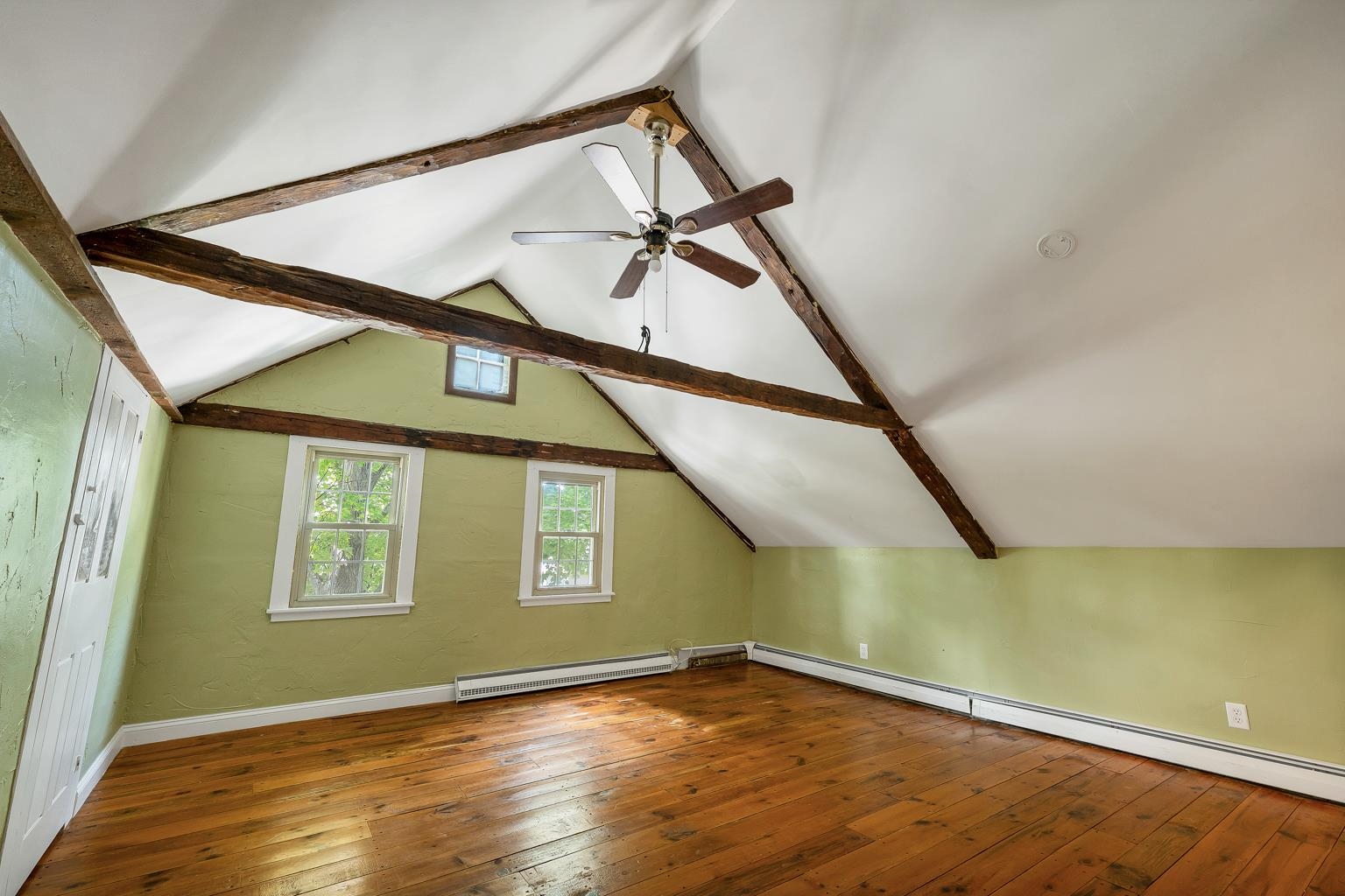42 Gilford Avenue Property Photo 26