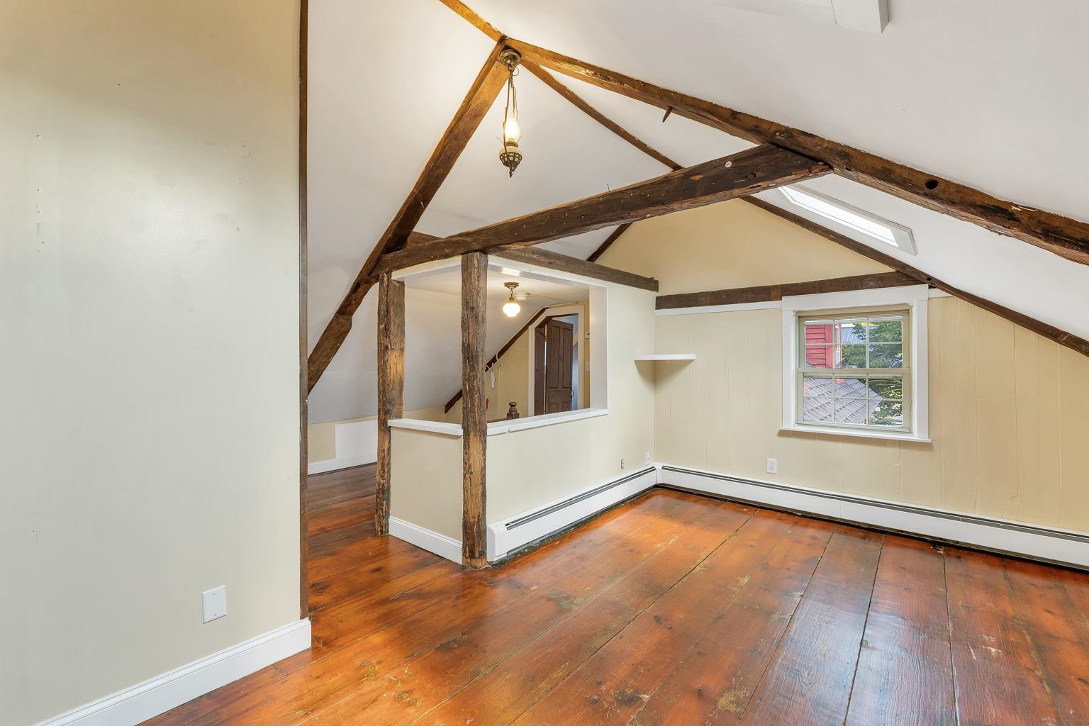 42 Gilford Avenue Property Photo 28