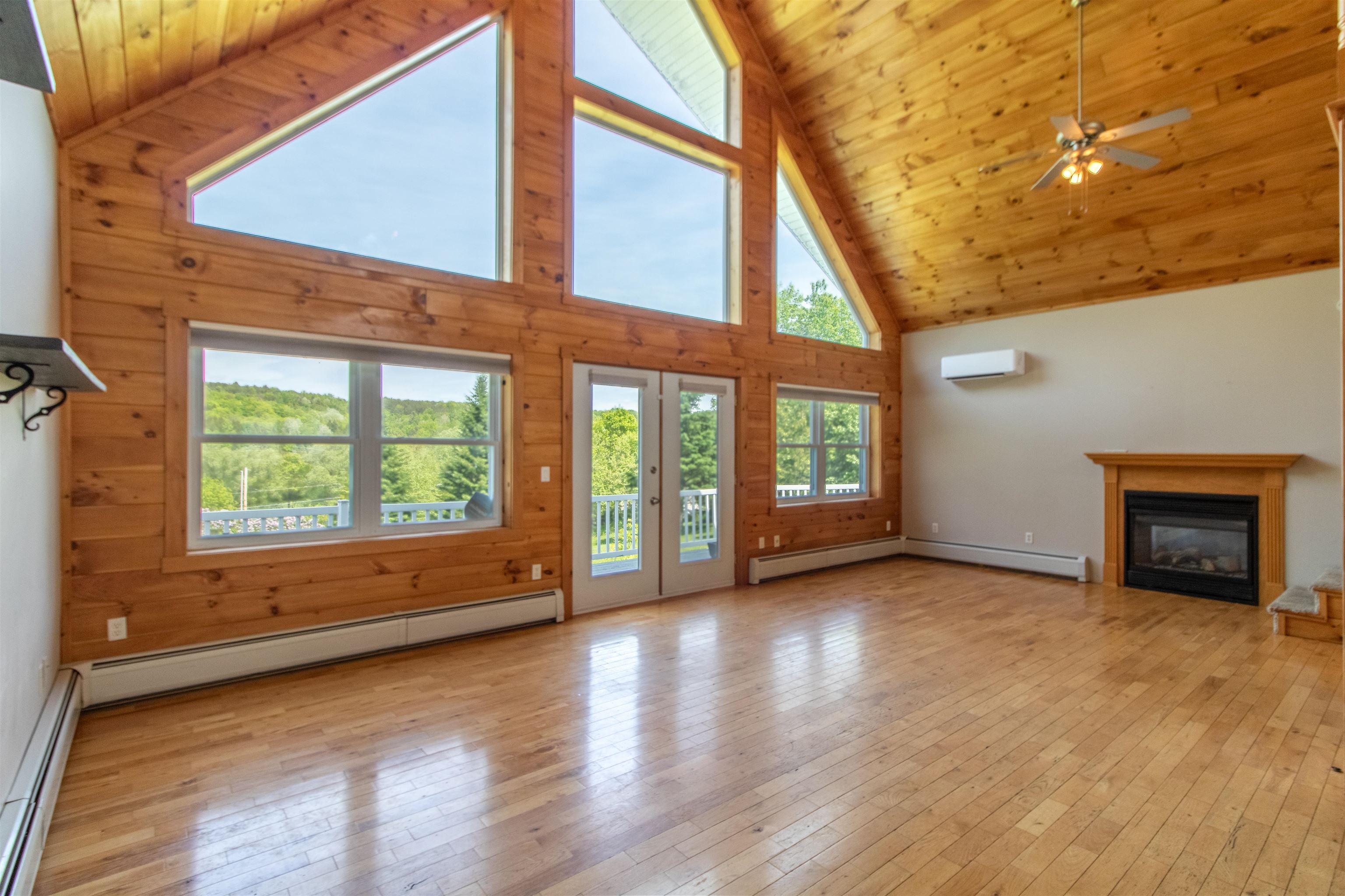 2111 Beebe Road Property Photo 6