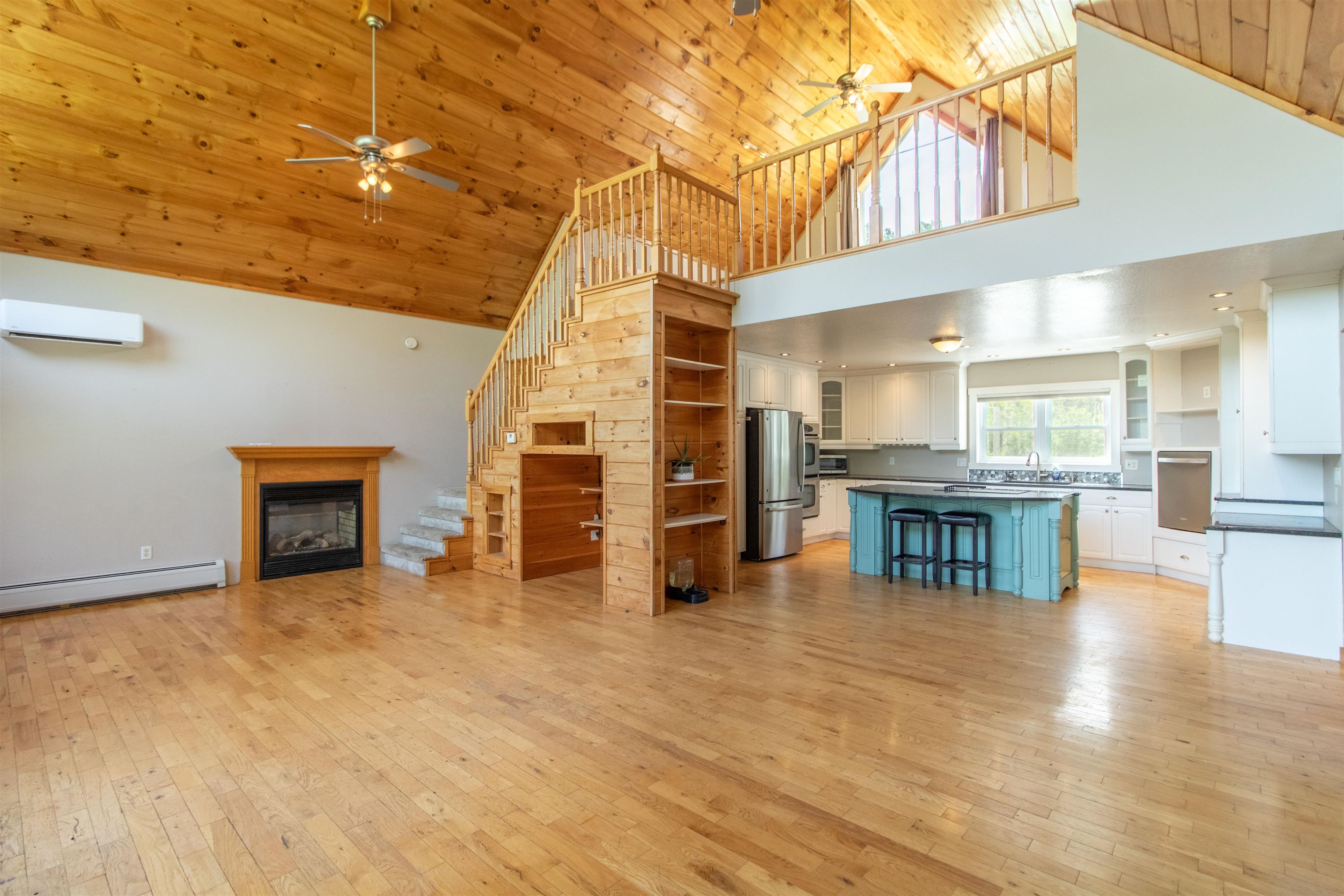 2111 Beebe Road Property Photo 8
