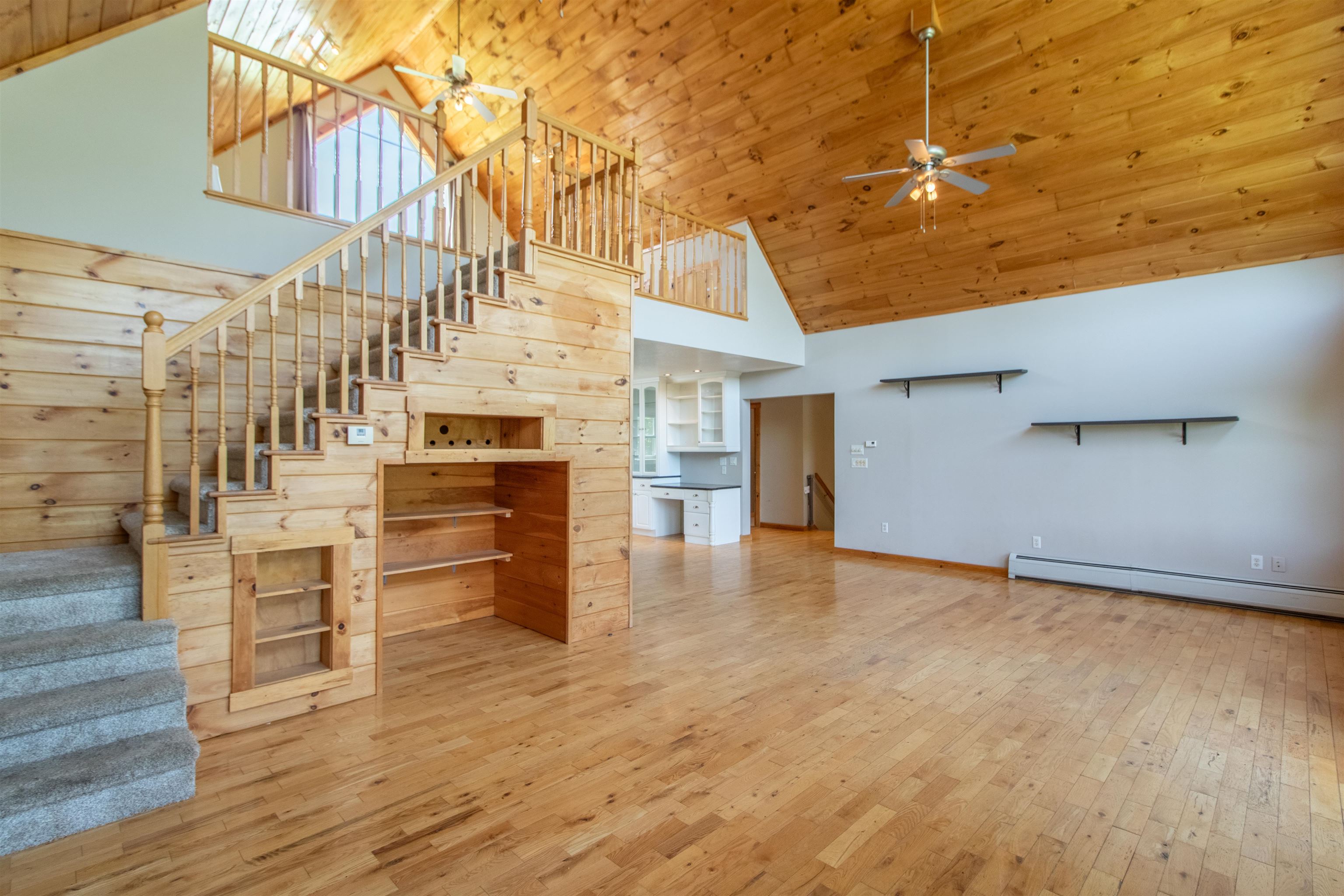 2111 Beebe Road Property Photo 11