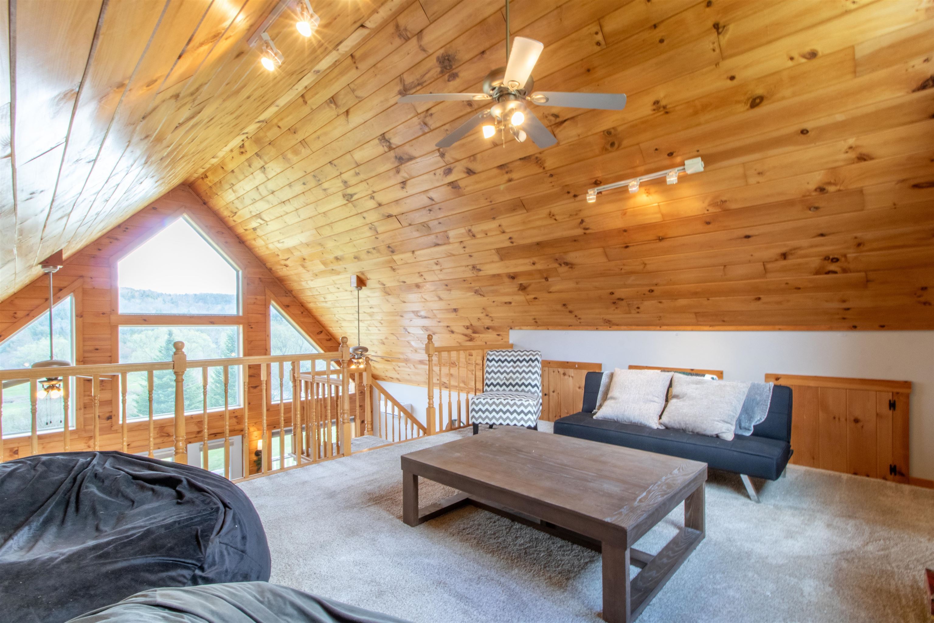 2111 Beebe Road Property Photo 13