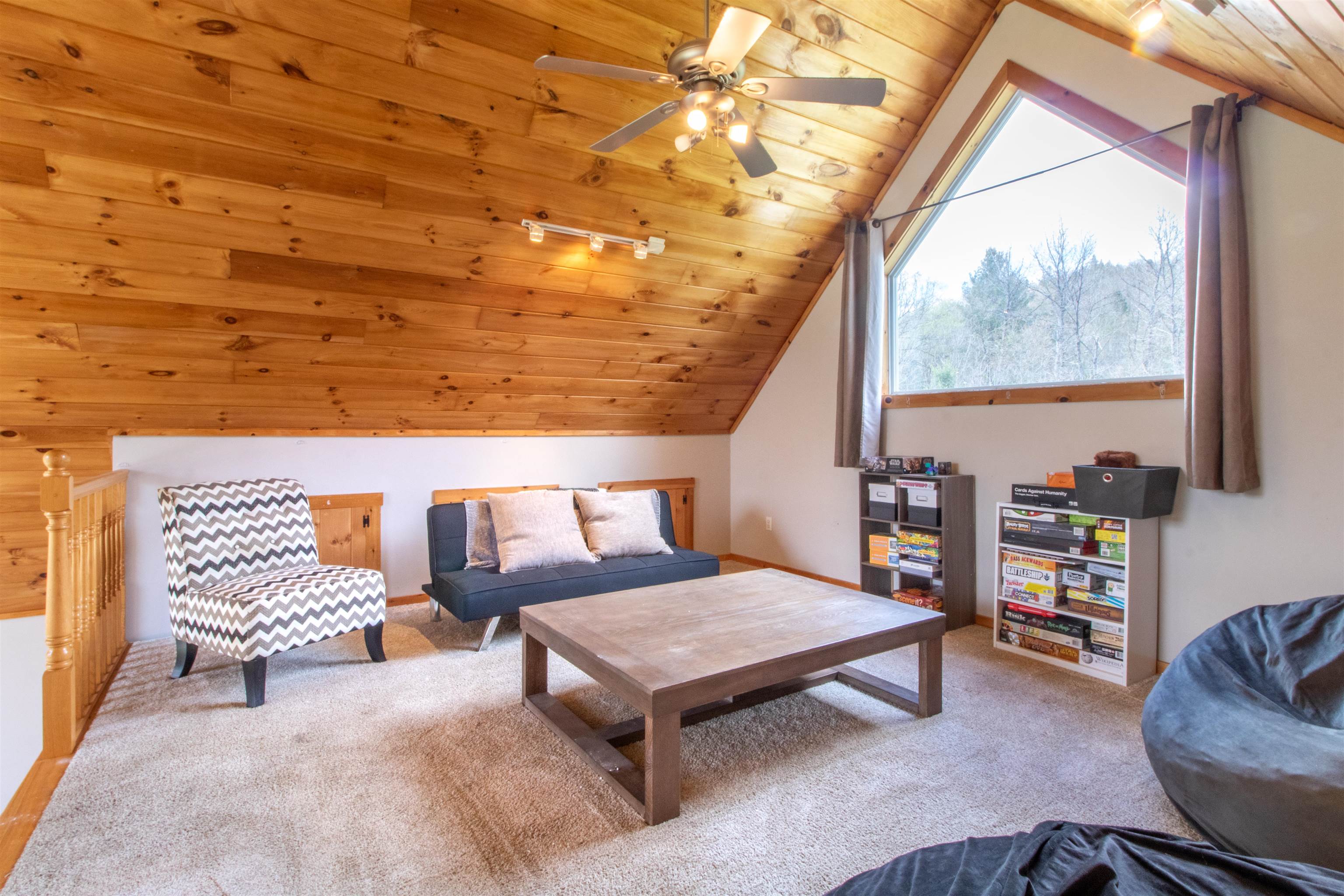 2111 Beebe Road Property Photo 14