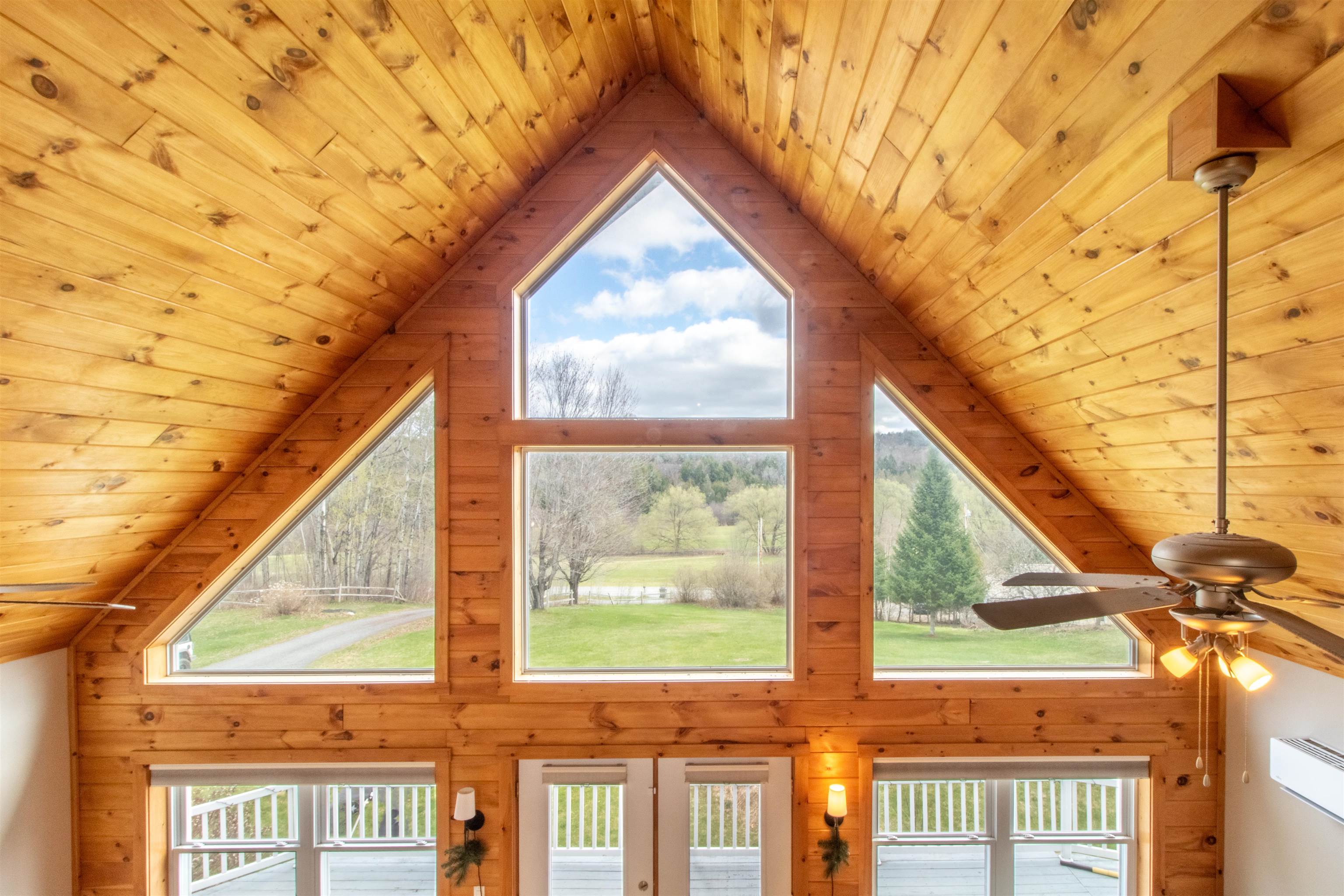 2111 Beebe Road Property Photo 16