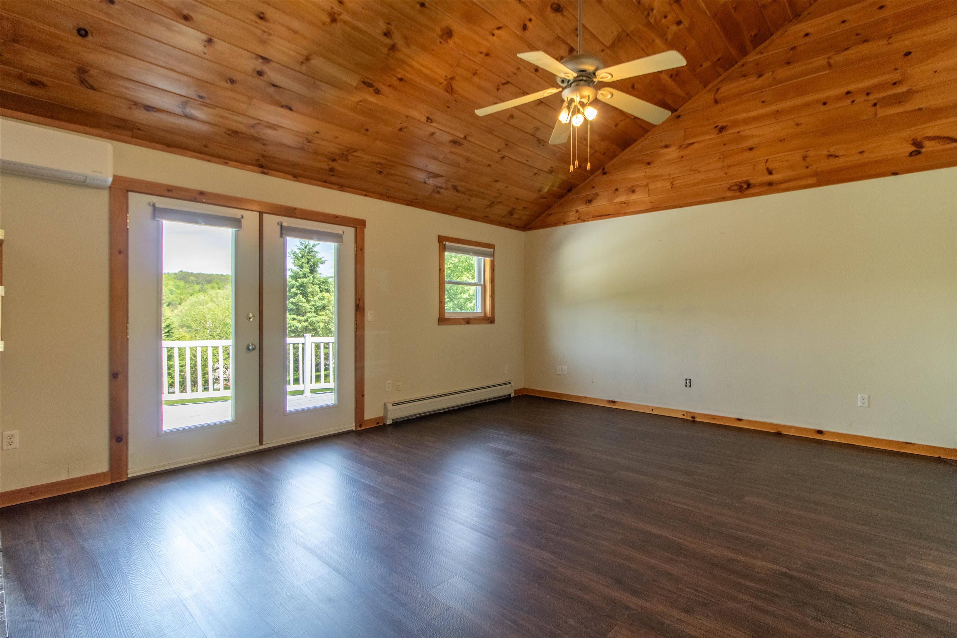 2111 Beebe Road Property Photo 20