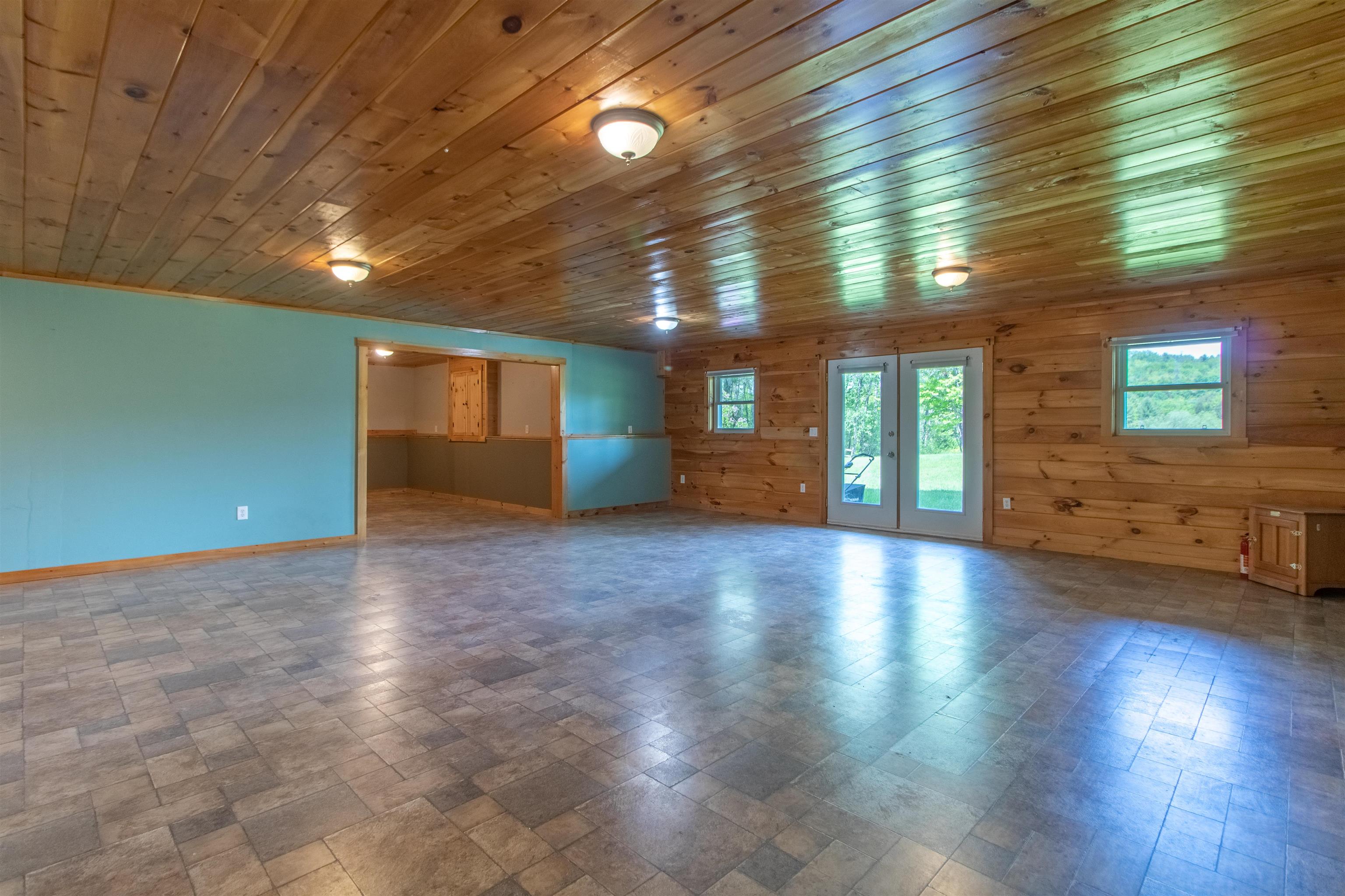 2111 Beebe Road Property Photo 32