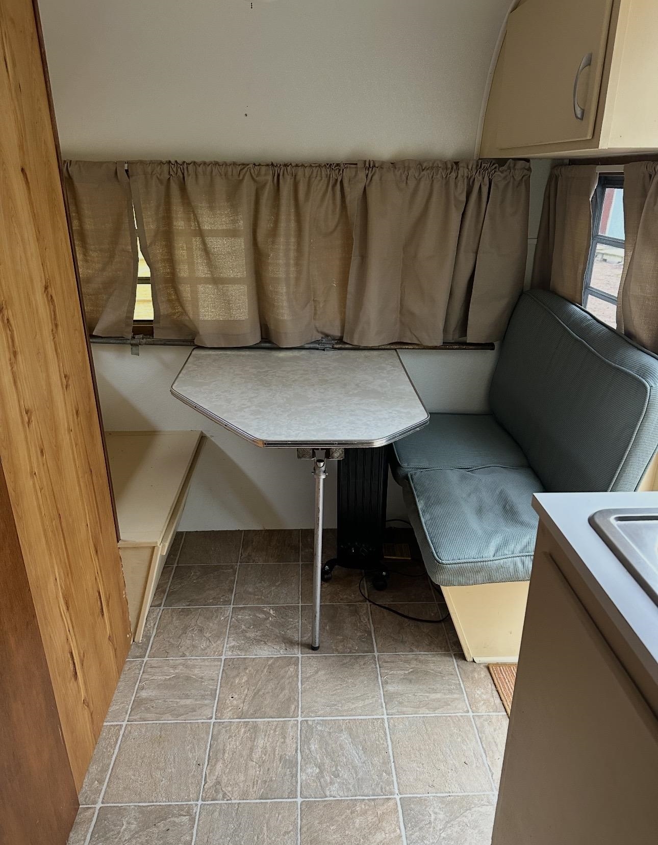 1093 Old Bow Road Property Photo 11