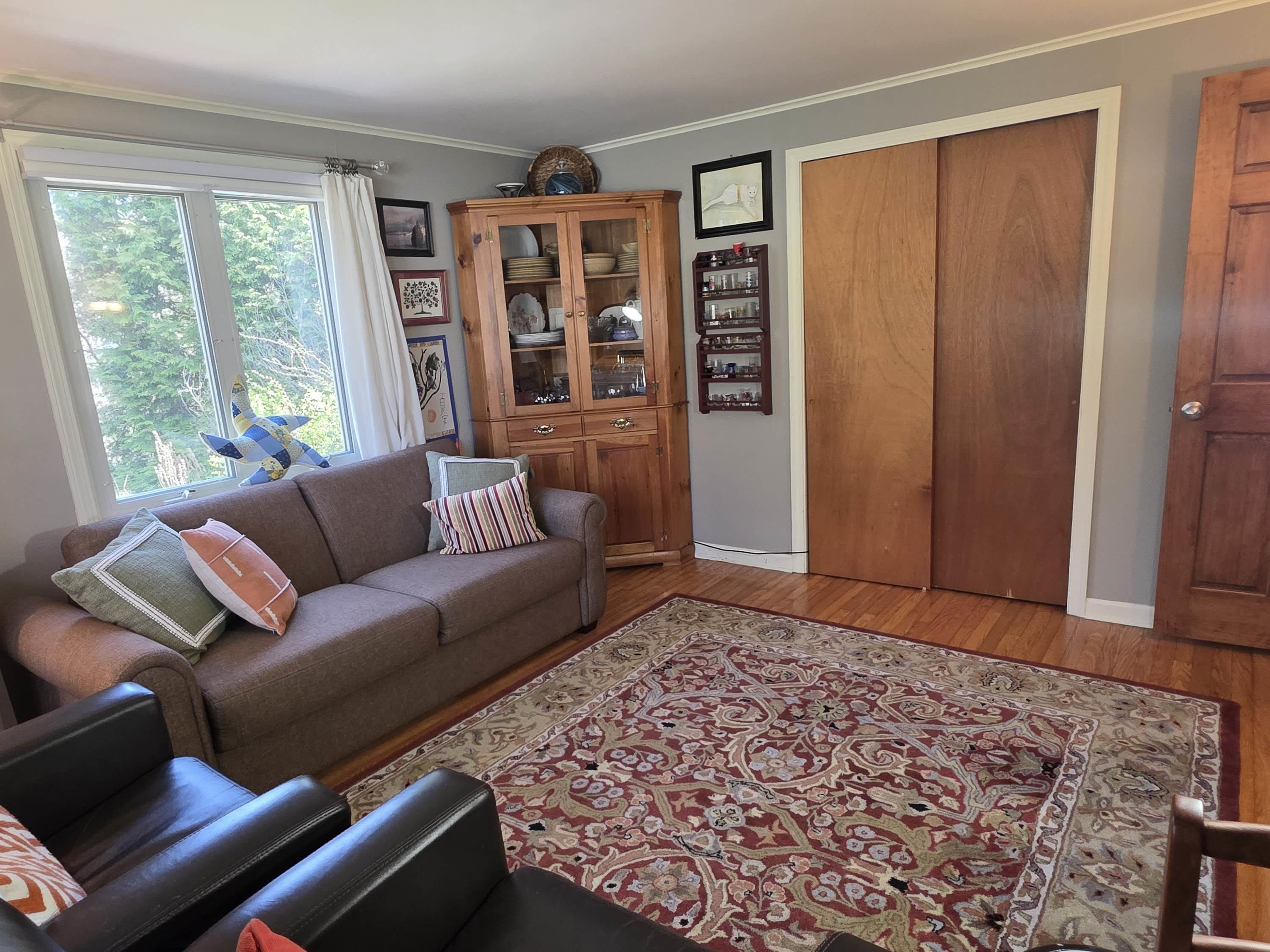 171 Green Meadow Property Photo 14