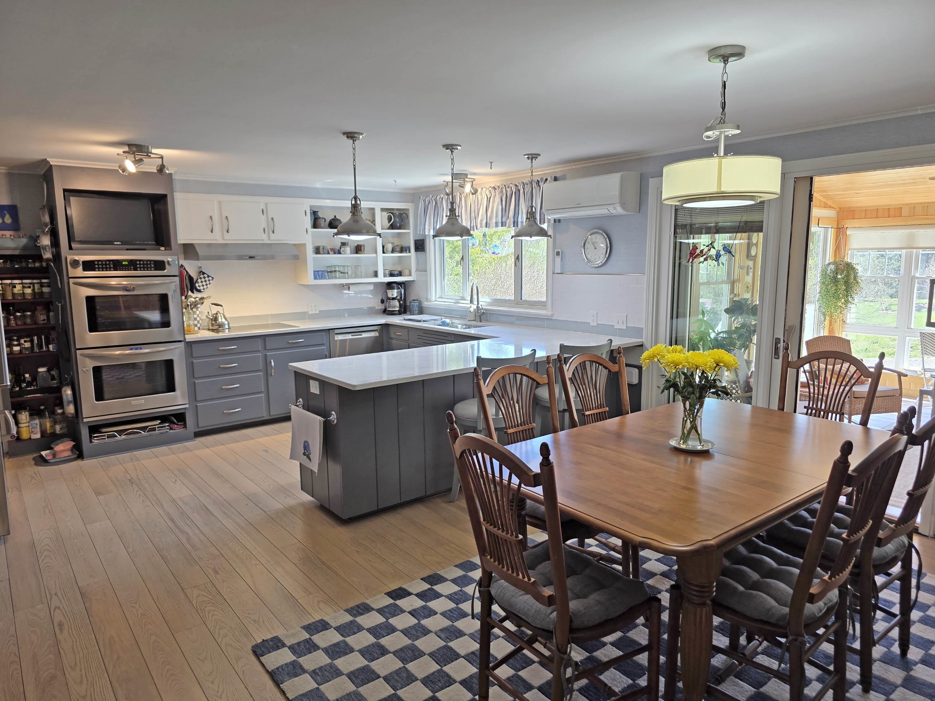 171 Green Meadow Property Photo 16