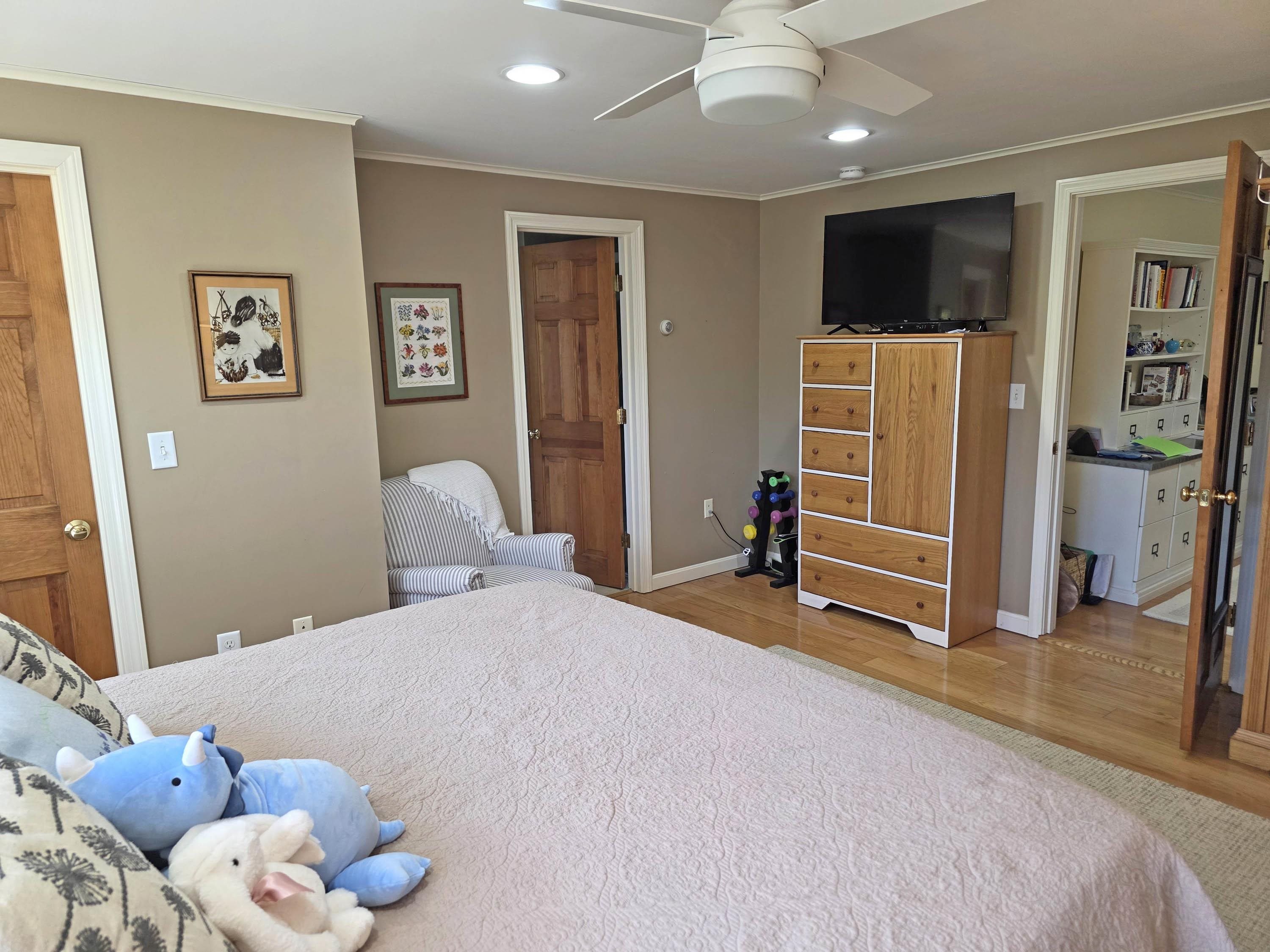 171 Green Meadow Property Photo 22