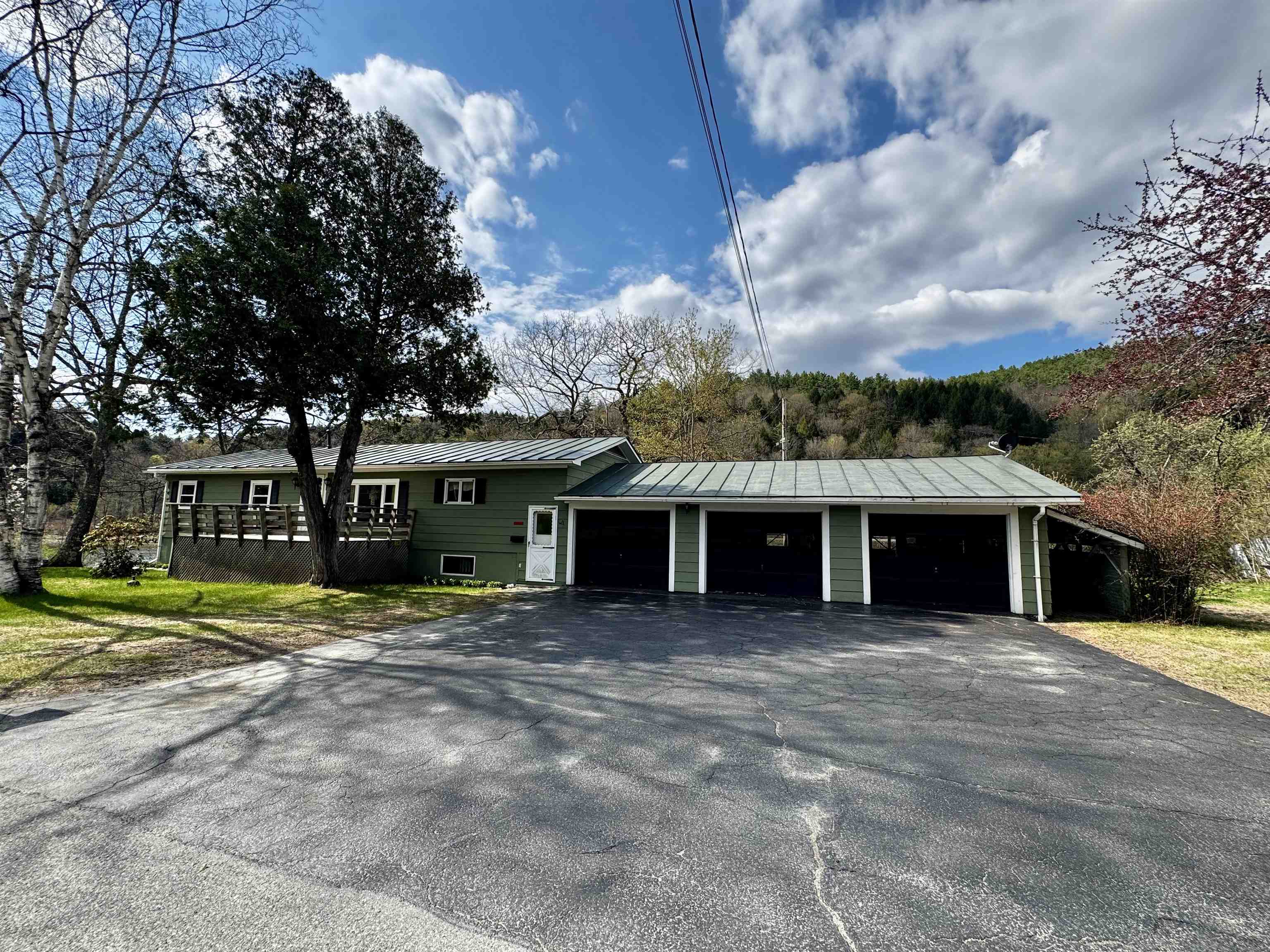 177 Vt Route 14 Property Photo 1