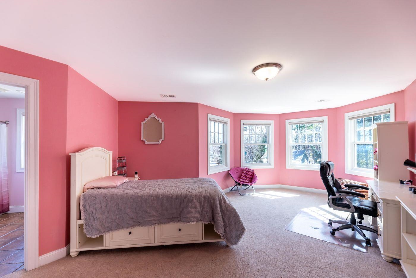 6 Crescent Drive Property Photo 35