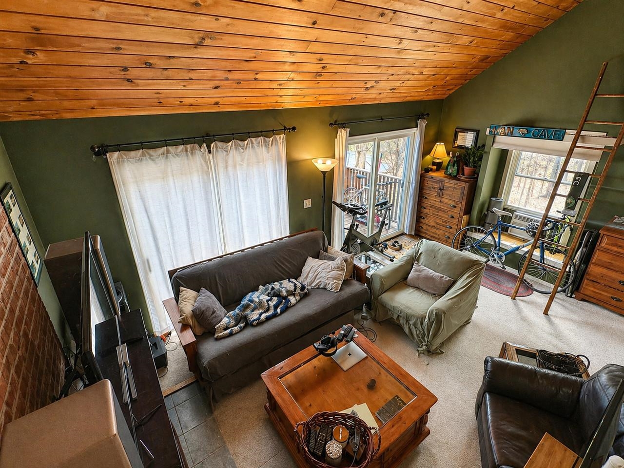 132 Rivermount Terrace Property Photo 7