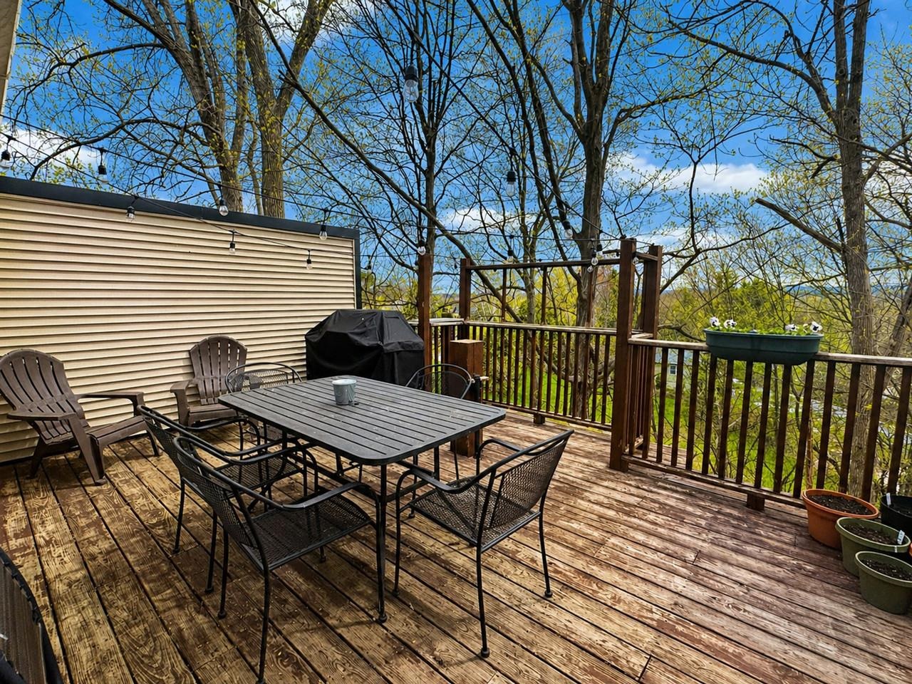132 Rivermount Terrace Property Photo 8