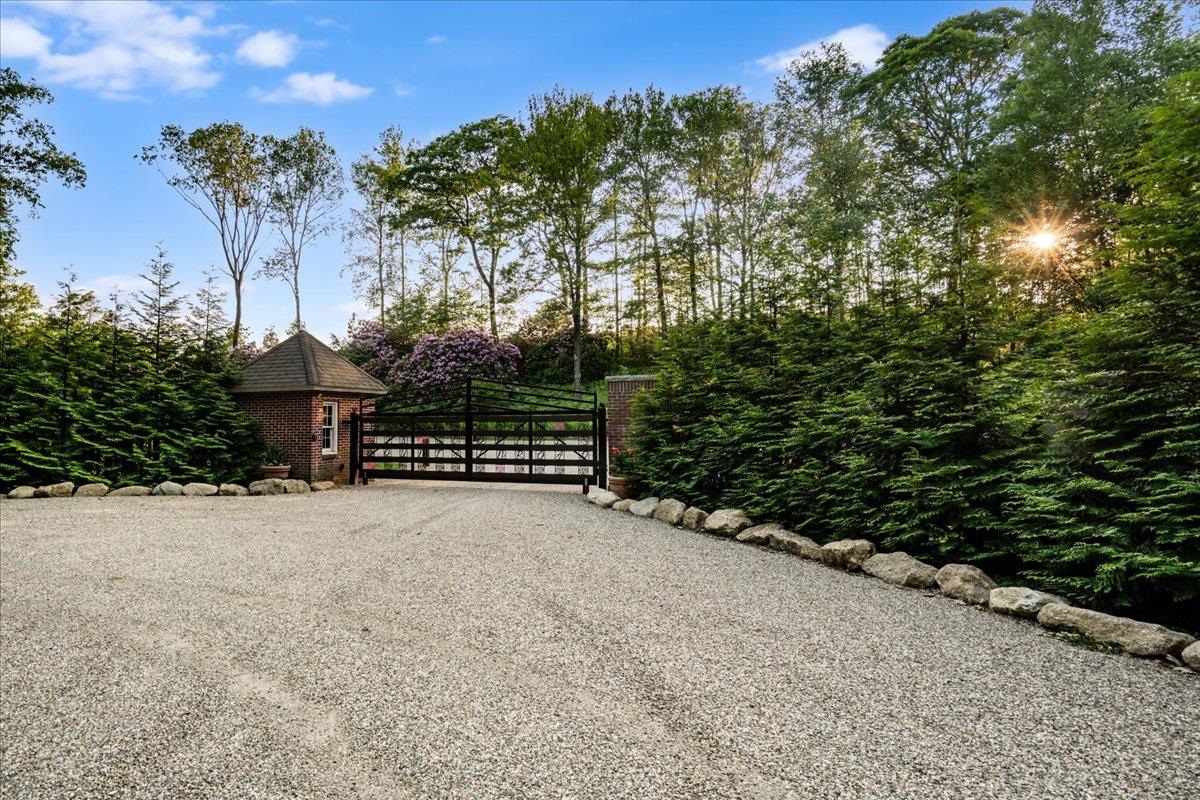 398 Scofield Mountain Road Property Photo 9