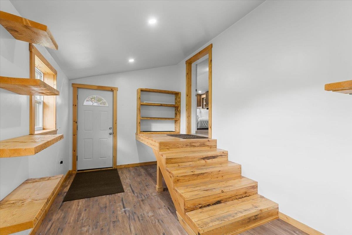 699 Route 122 Property Photo 6