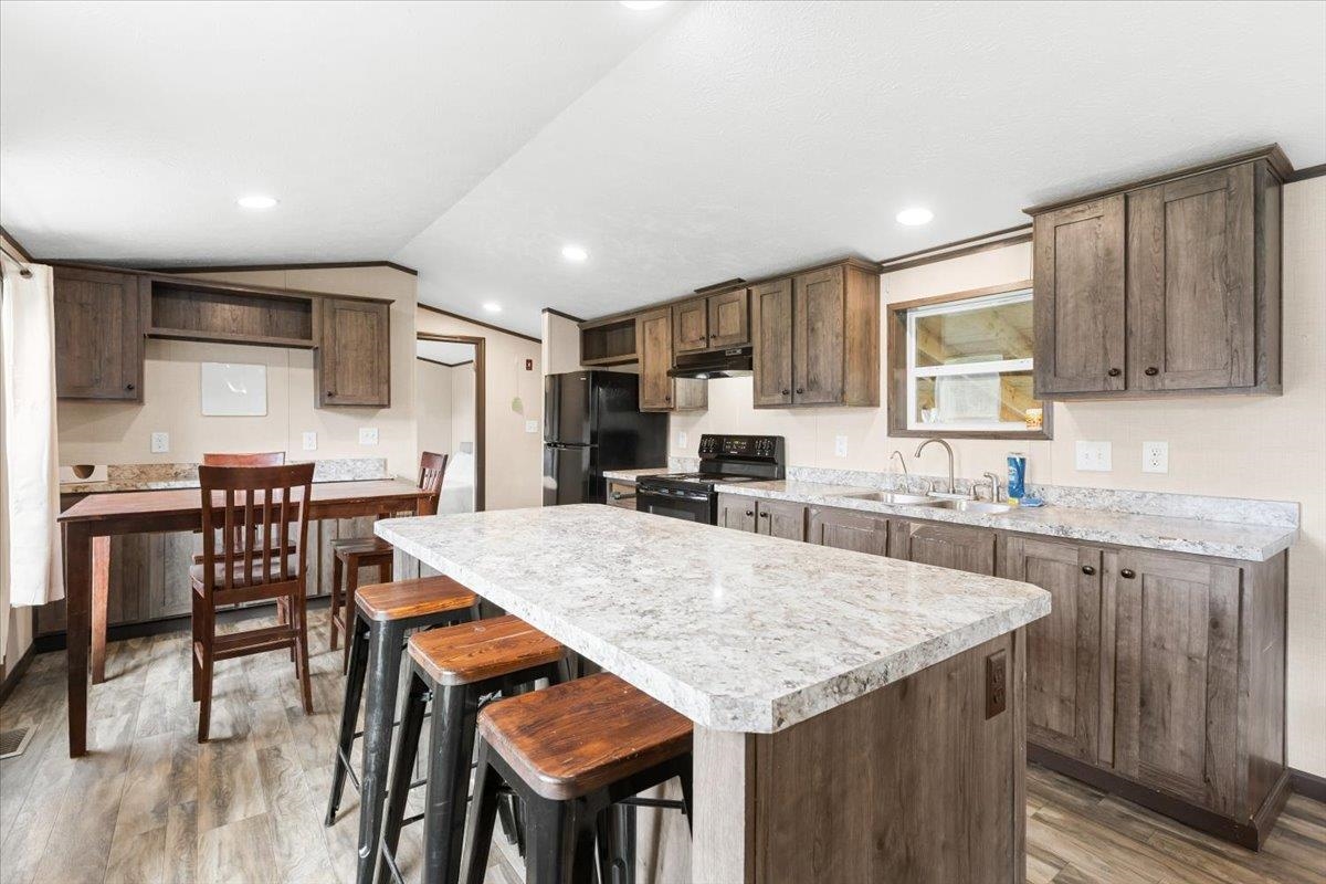 699 Route 122 Property Photo 15