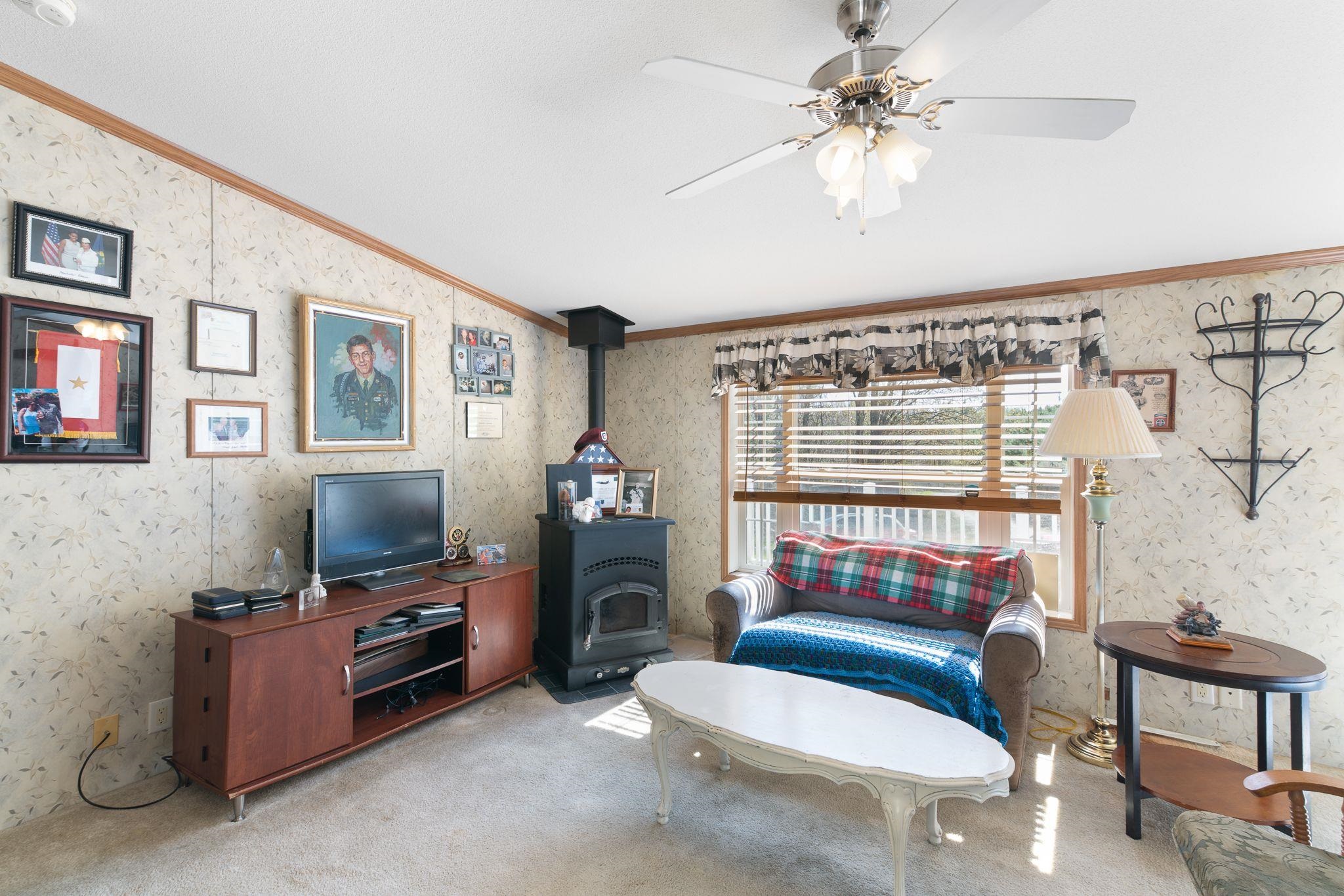 12 Autumn Gem Drive Property Photo 8