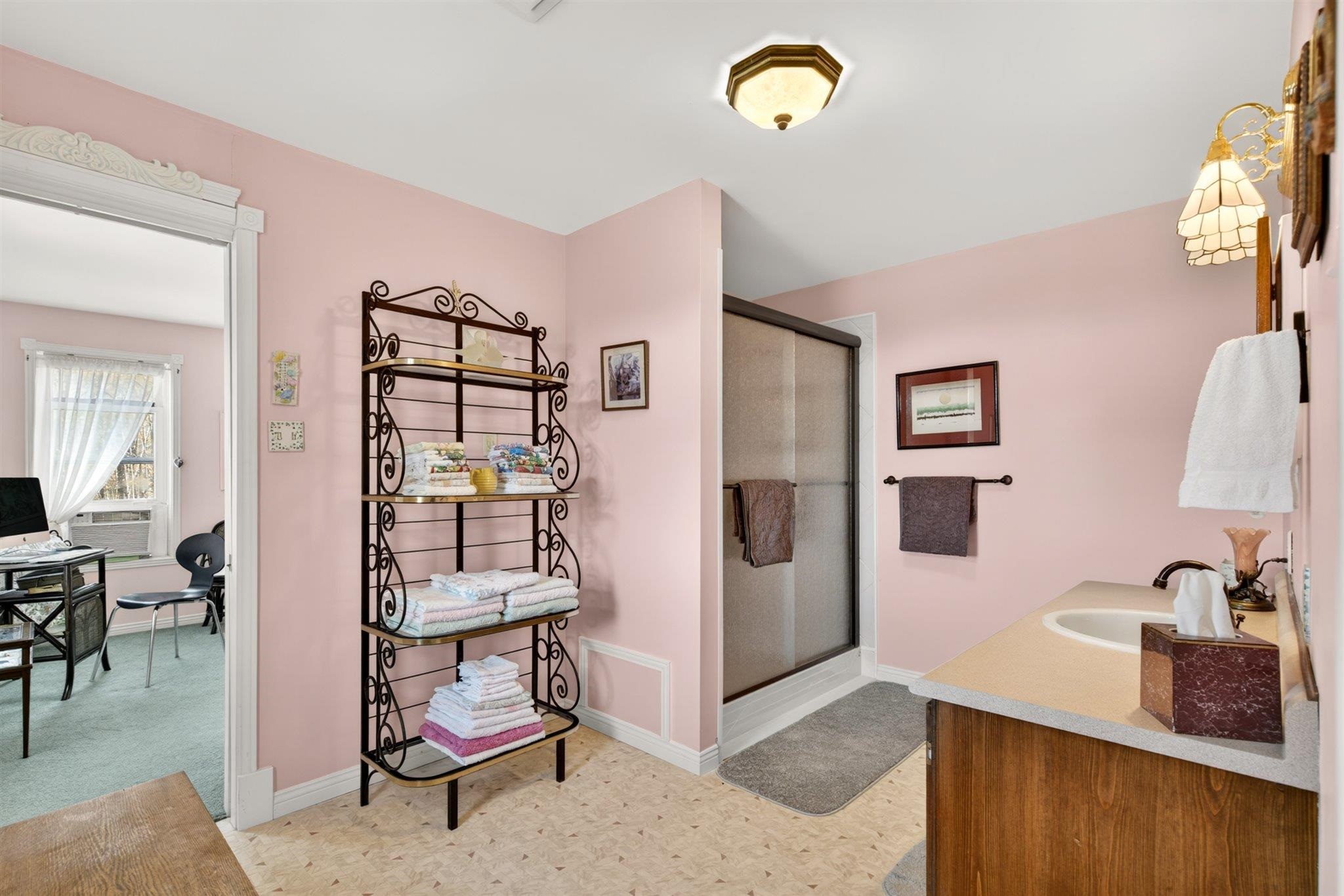 142 Schenkar Road Property Photo 38