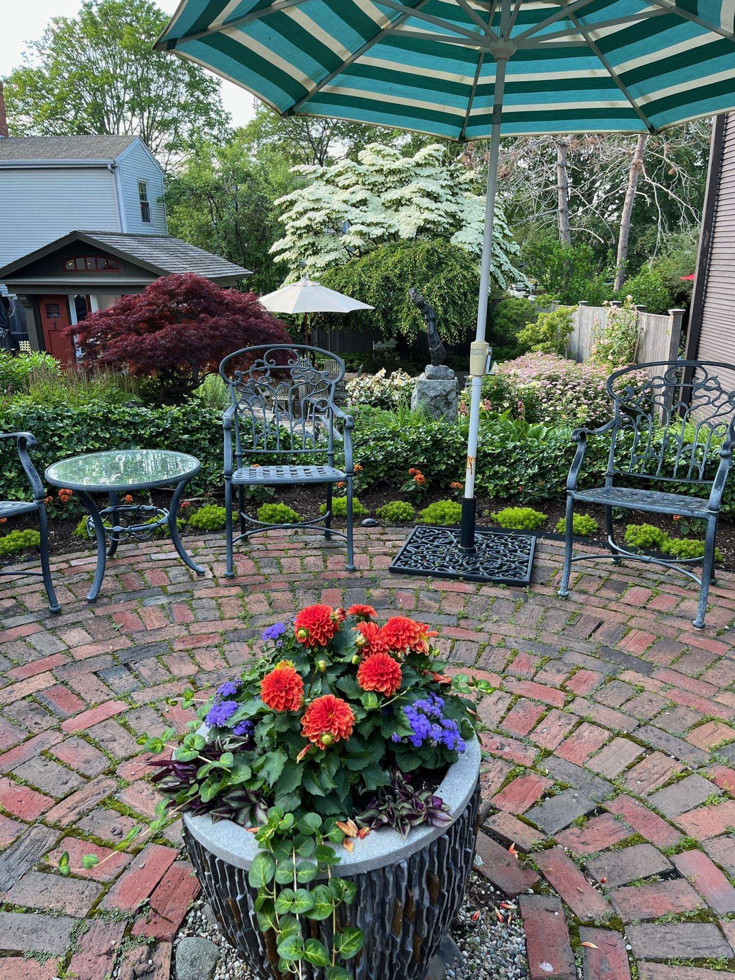 171 Gates Street Property Photo 52