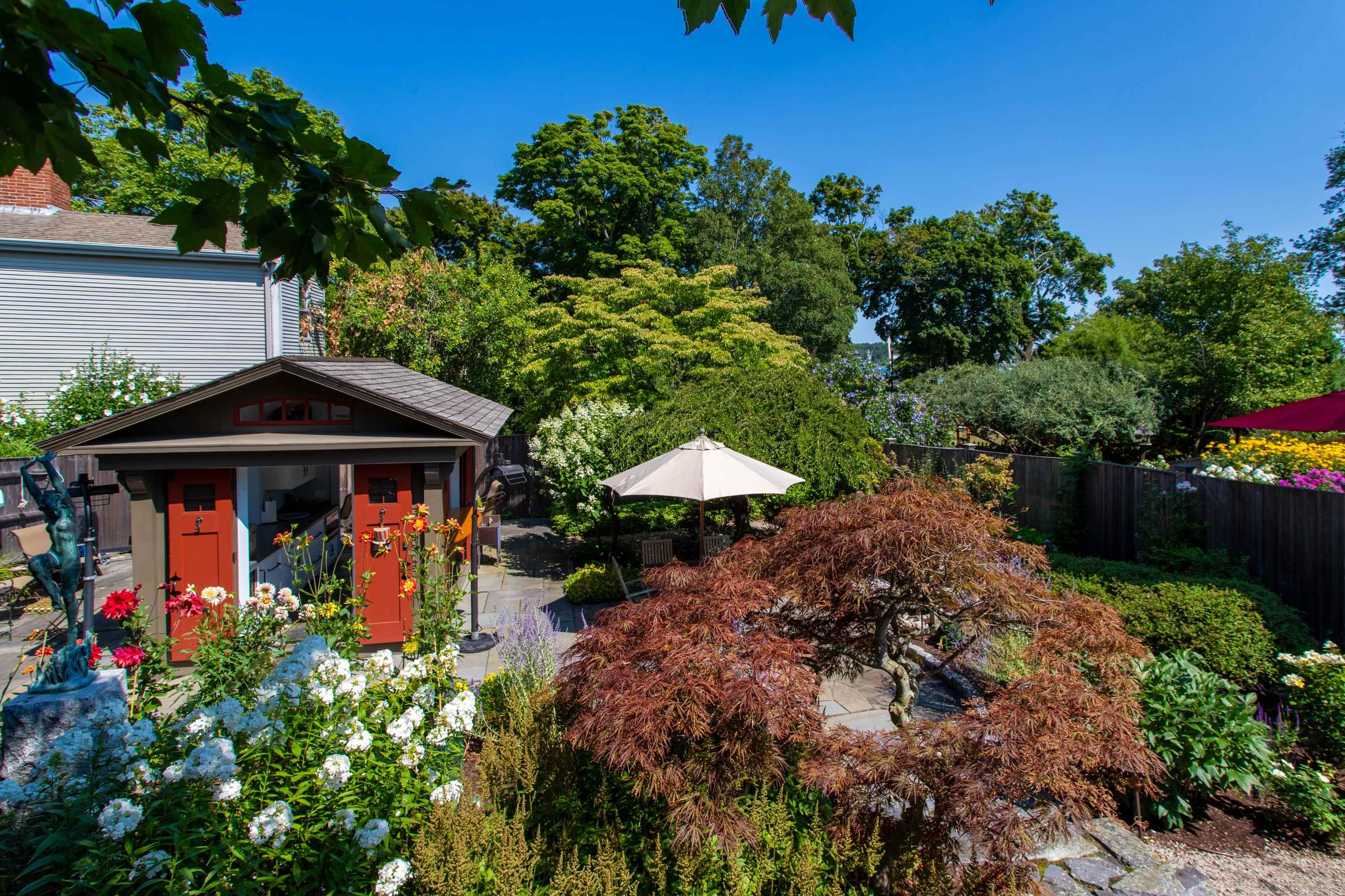 171 Gates Street Property Photo 60