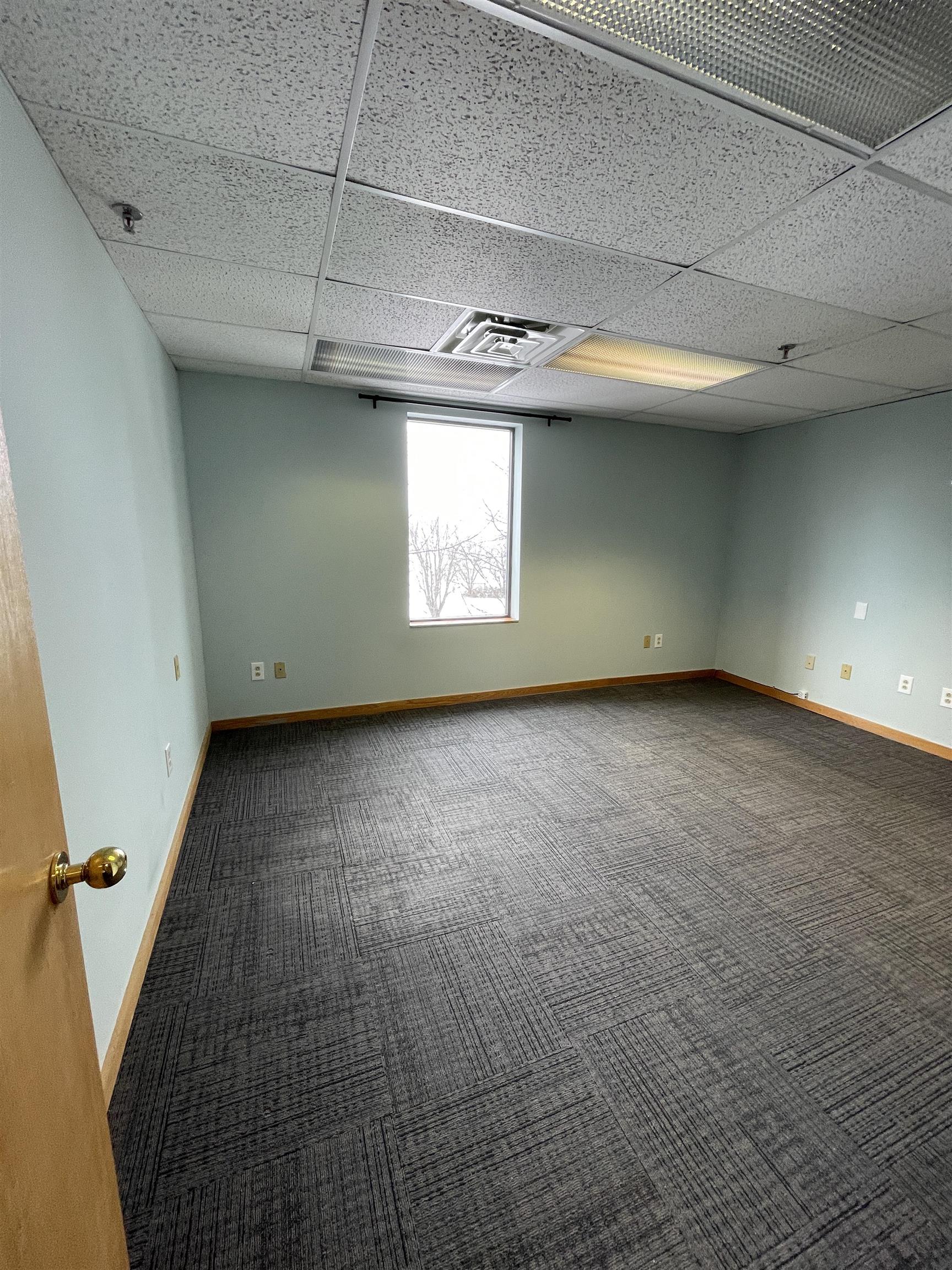 86 Lake Street Property Photo 20