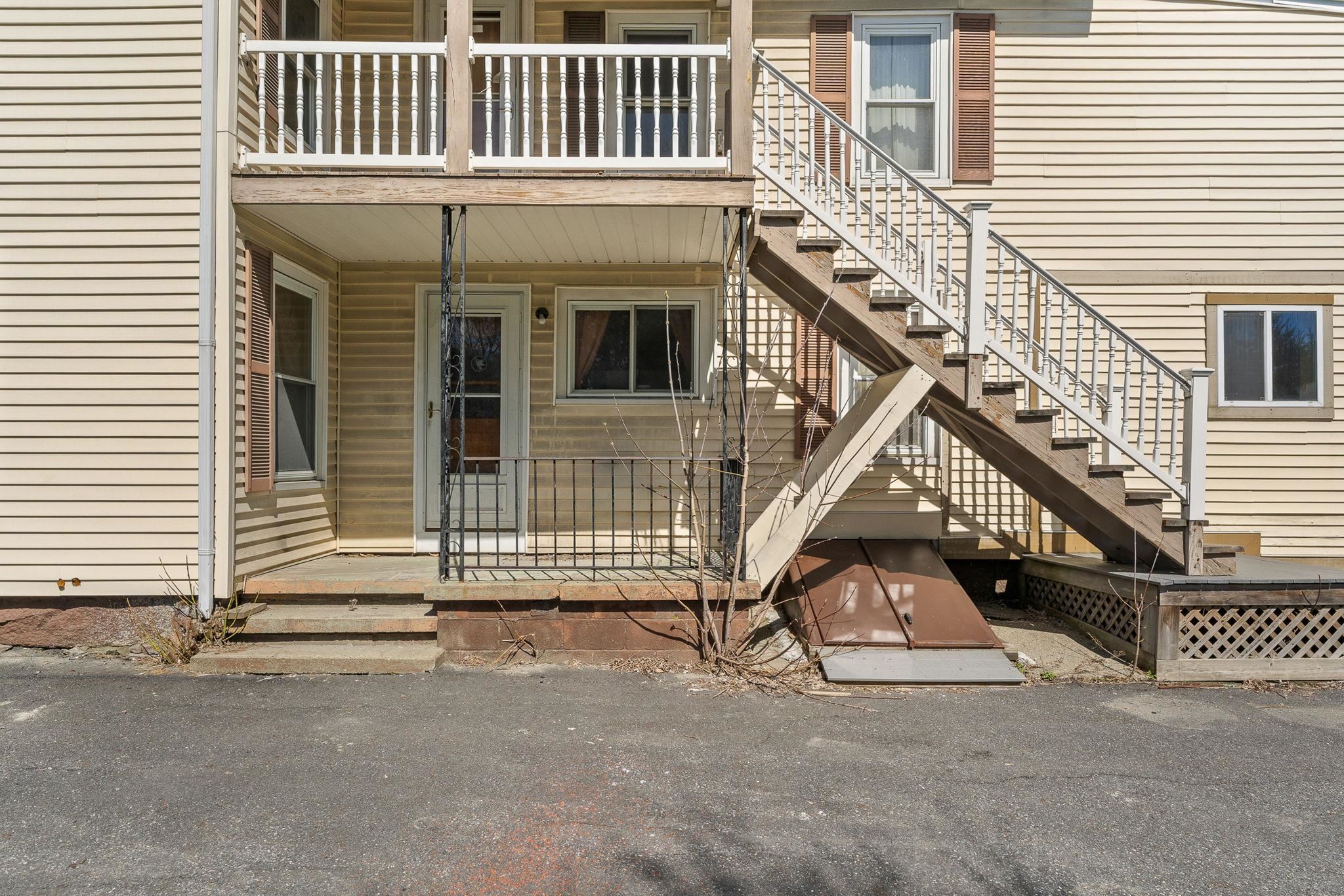 25 Second Street Property Photo 9