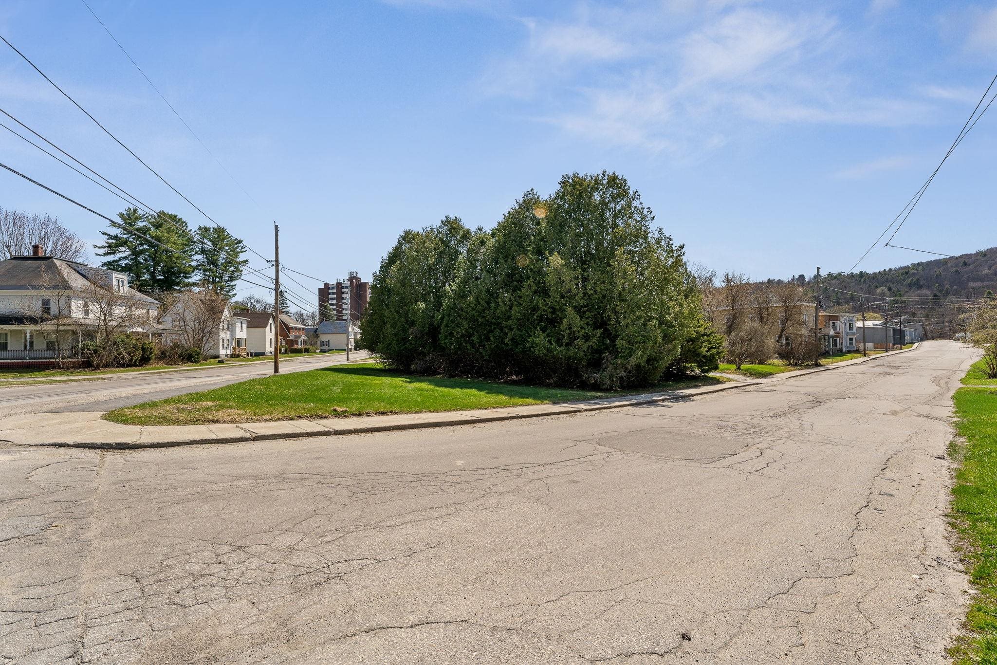 25 Second Street Property Photo 15