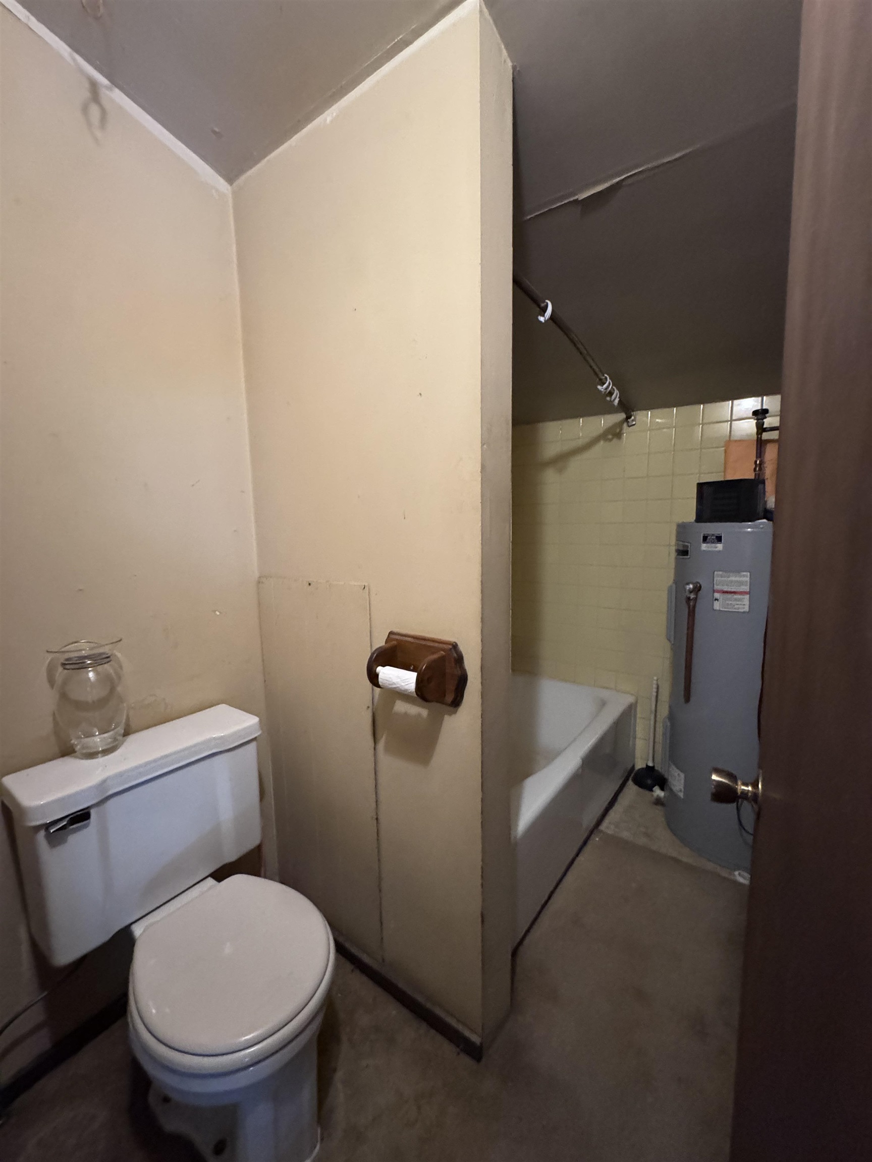 16 Norton Street Property Photo 23